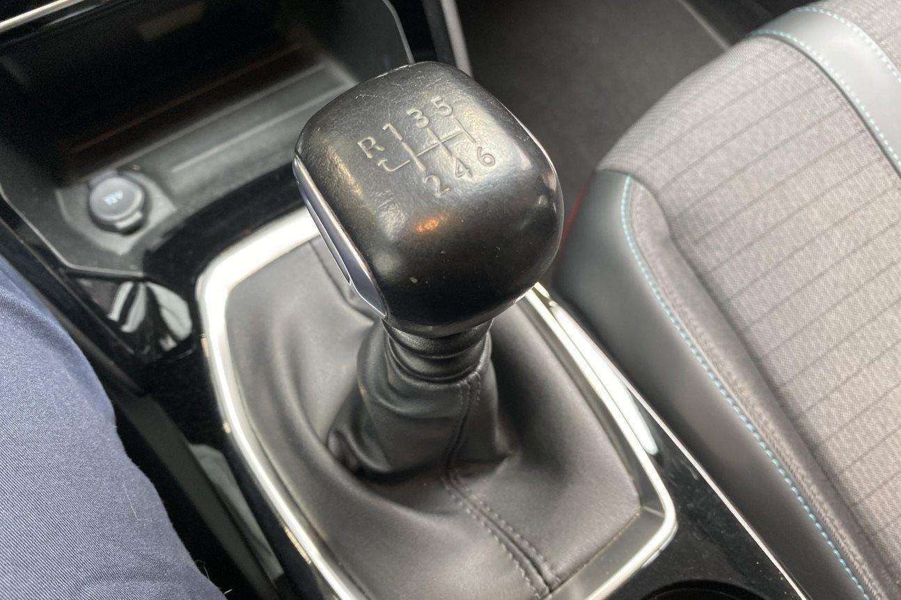 Peugeot 208 Allure* GPS détecteurs obs.