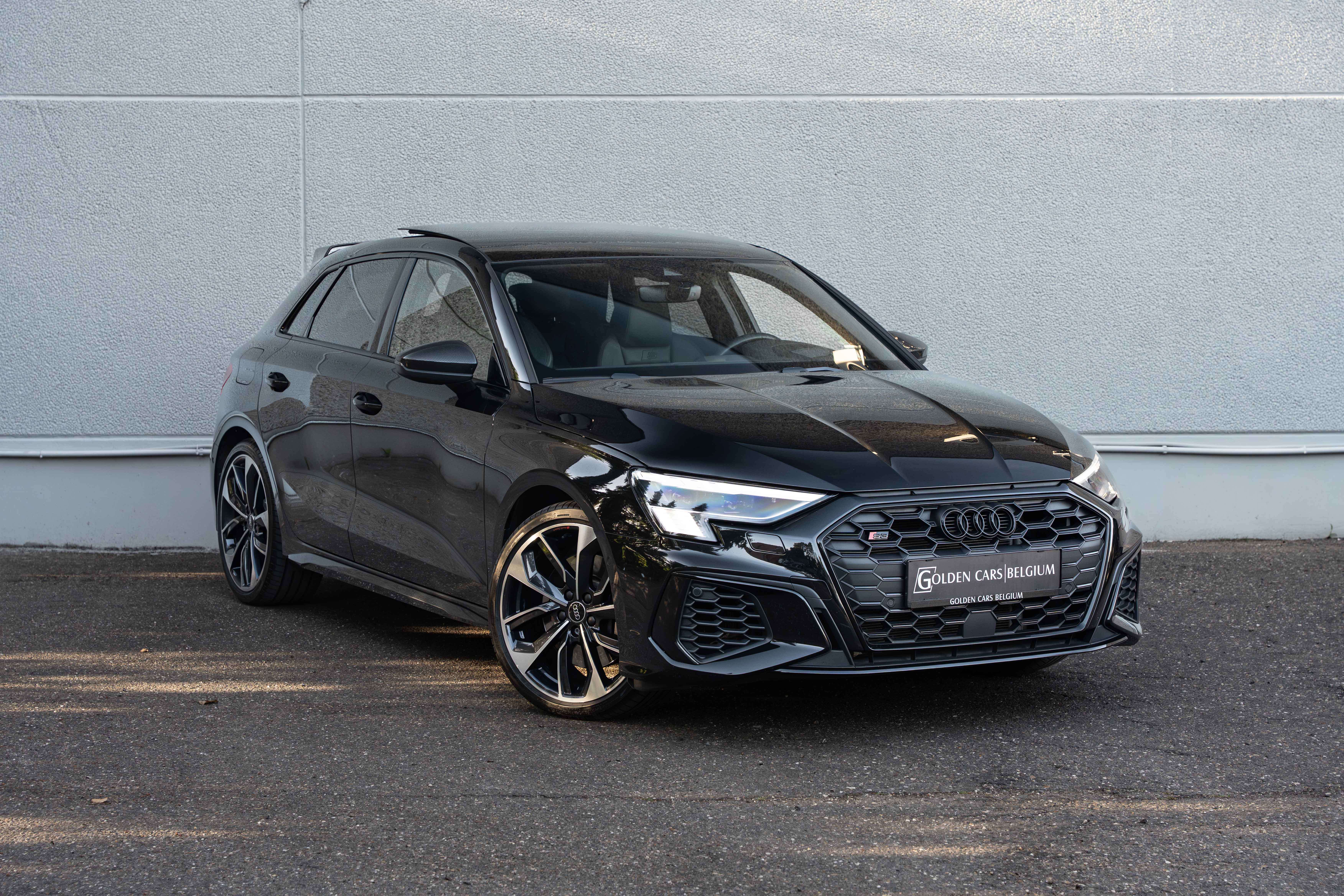 Audi S3 Sportback Quattro MATRIX/CARBON/PANO/B&O/ACC/HUD/AMBIENTE