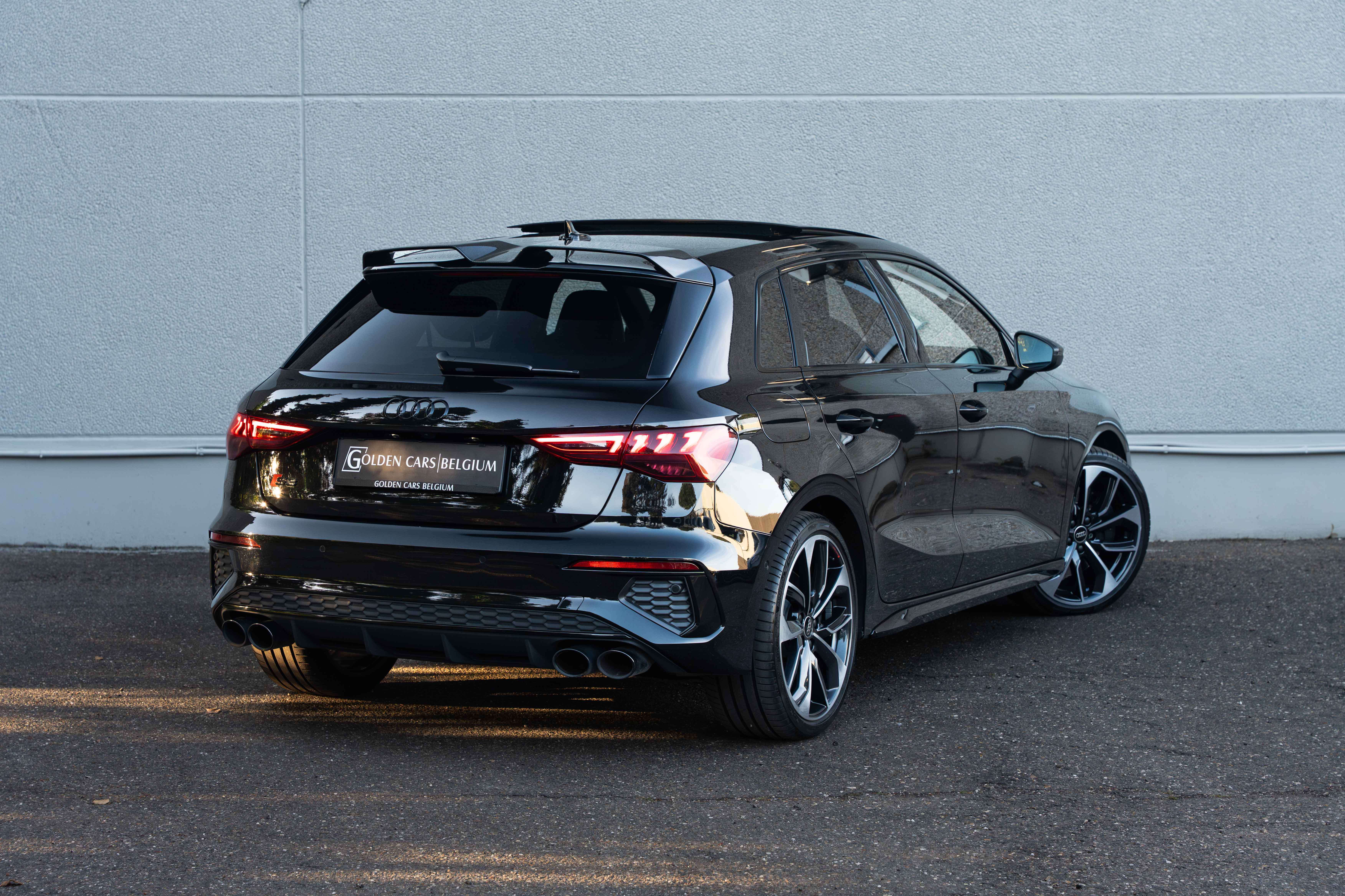 Audi S3 Sportback Quattro MATRIX/CARBON/PANO/B&O/ACC/HUD/AMBIENTE
