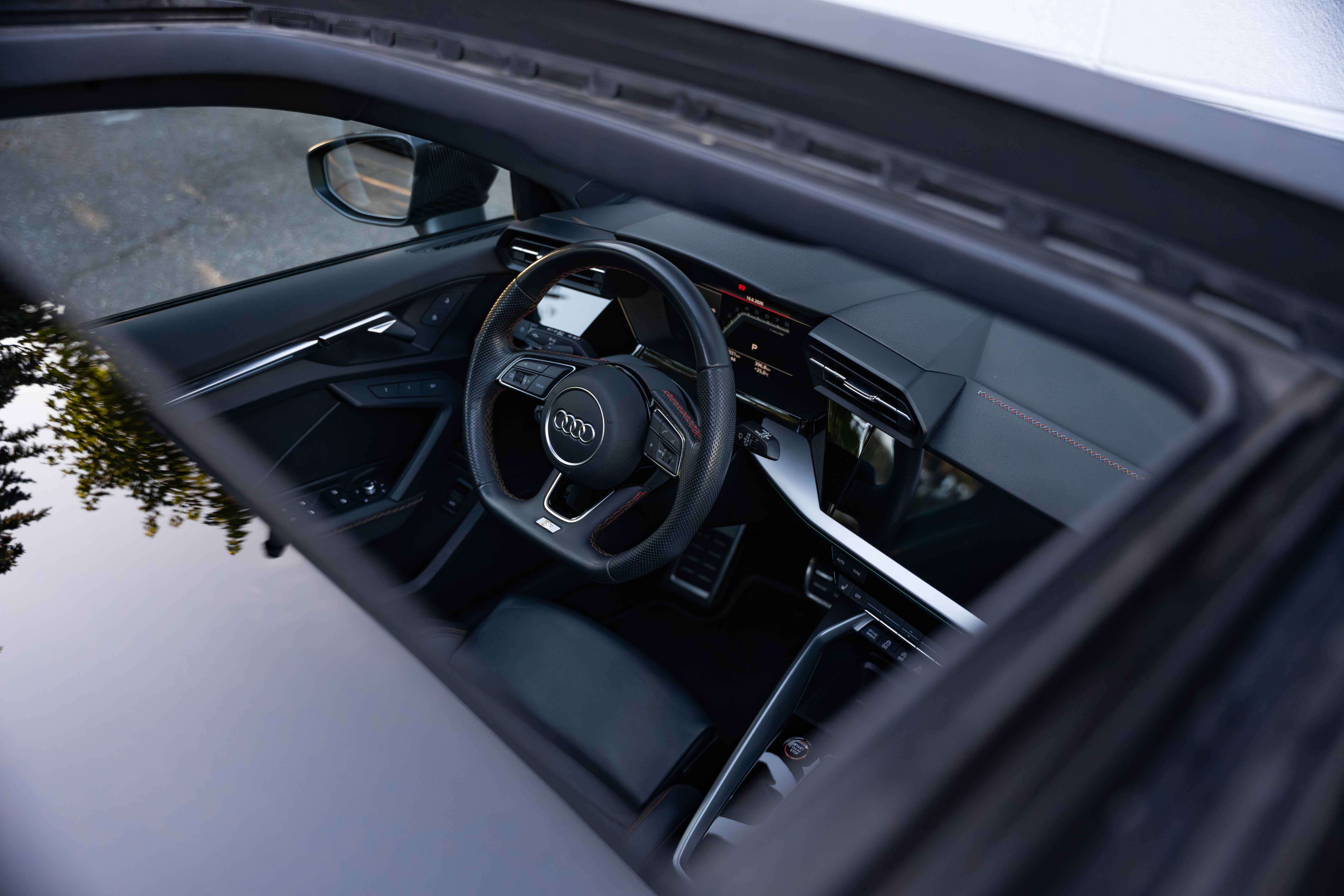 Audi S3 Sportback Quattro MATRIX/CARBON/PANO/B&O/ACC/HUD/AMBIENTE
