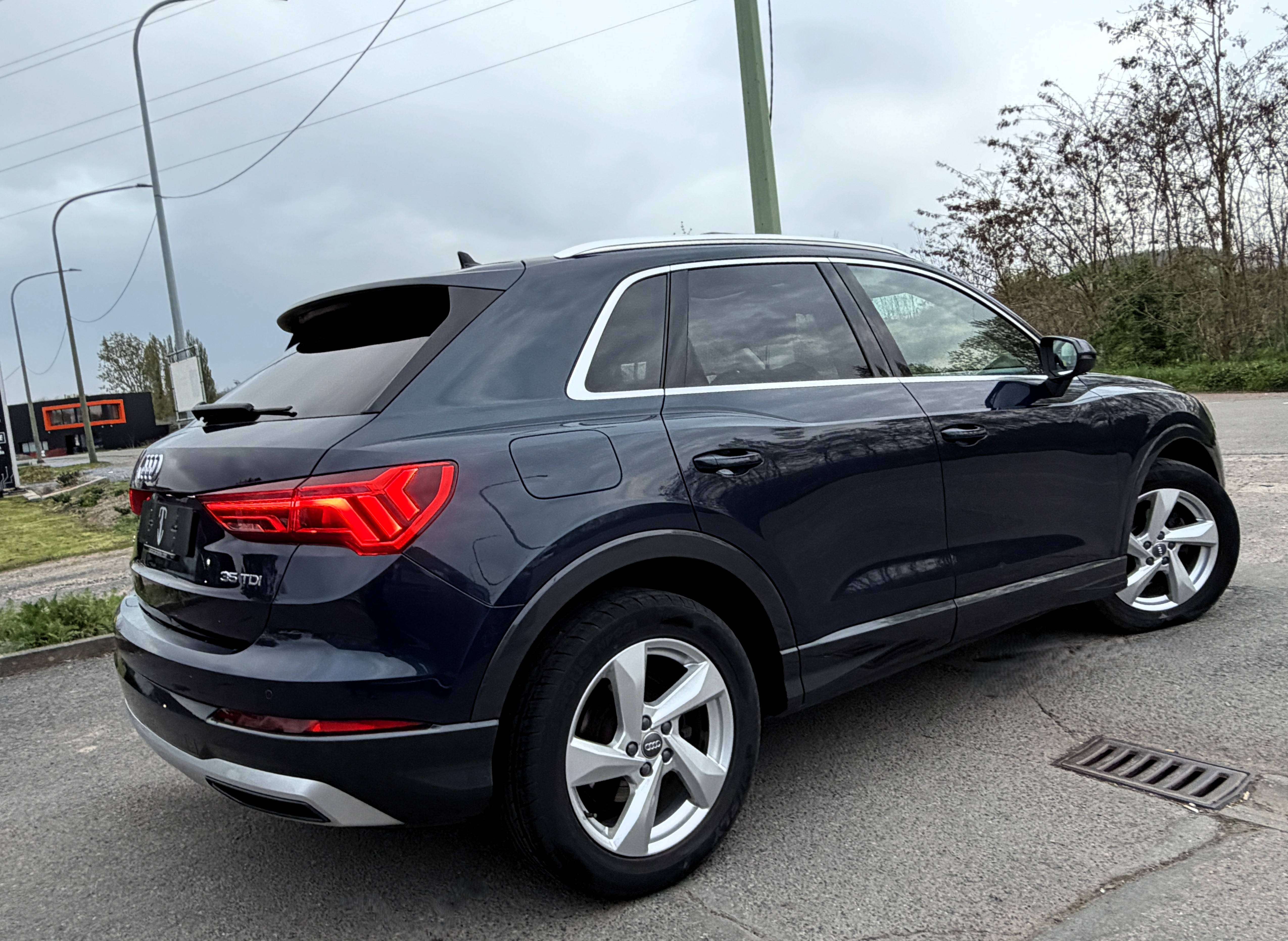 Audi Q3 35 TDi Business Edition Advanced S tron. PANO/NAVI/CAMERA/FULL LED