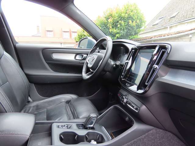 Volvo XC40 XC40 1.5 T5 TE PHEV Inscription DCT (192 kW)