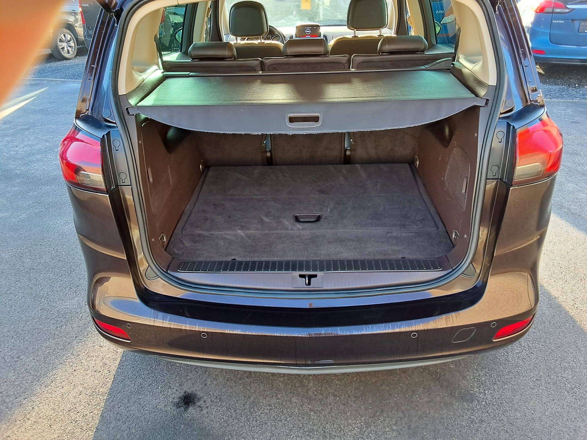 Opel Zafira Tourer 1.4 TURBO COSMO NAVI PARKHULP CAM BLUETOOTH CRUISE