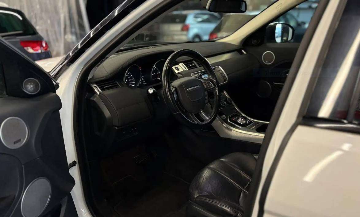 Land Rover Range Rover Evoque 2.2 TD4 AUTOMATIQUE bj. 2014 178000km Euro 5