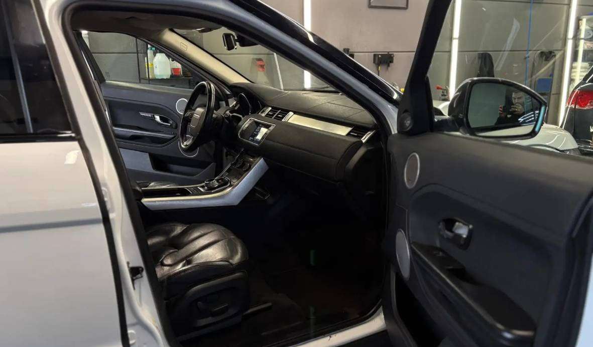 Land Rover Range Rover Evoque 2.2 TD4 AUTOMATIQUE bj. 2014 178000km Euro 5