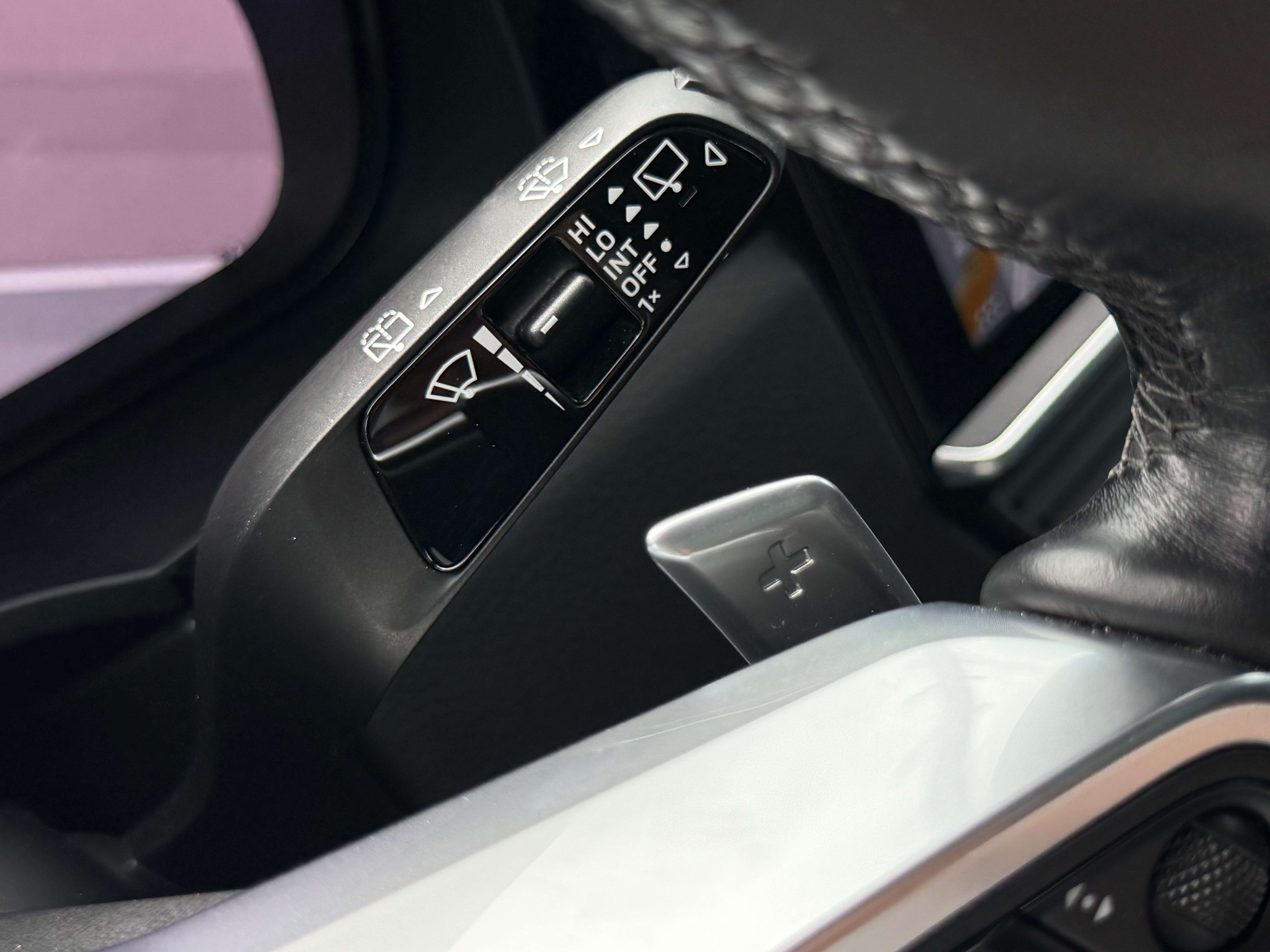 Porsche Cayenne 3.0i V6 PHEV Tiptronic S TOIT PANO - PNEUMATIC - CARPLAY- CAMERA - ECHAP. SPORT - GARANTIE 12MOIS - CARNET COMPLET