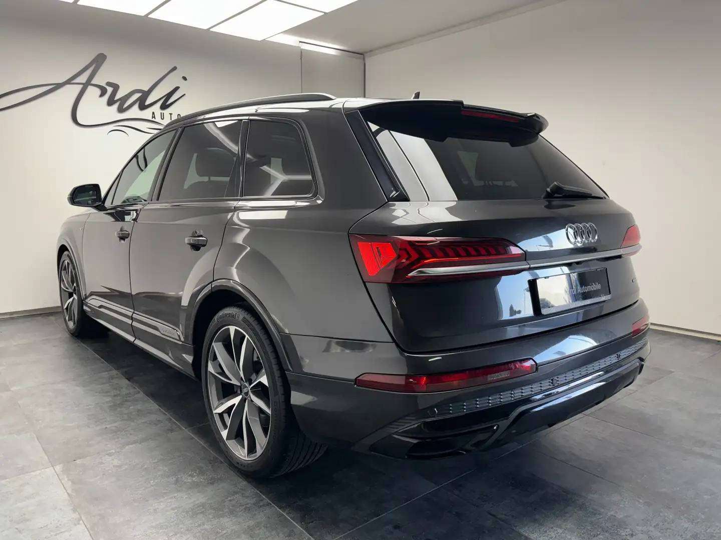 Audi Q7 3.0 TDi Quattro S line *7 PLACES*TOIT OUV*1ER PROPRIO*GARANTIE*