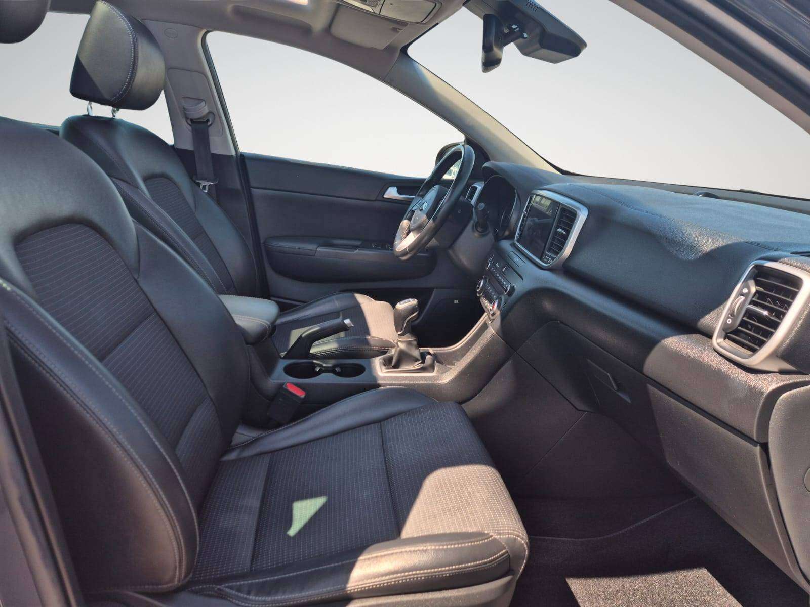 Kia Sportage 1.6 CRDi  Business Line//CARPLAY/GPS//CAMERA//USB/GARANTIE 12 MOIS//
