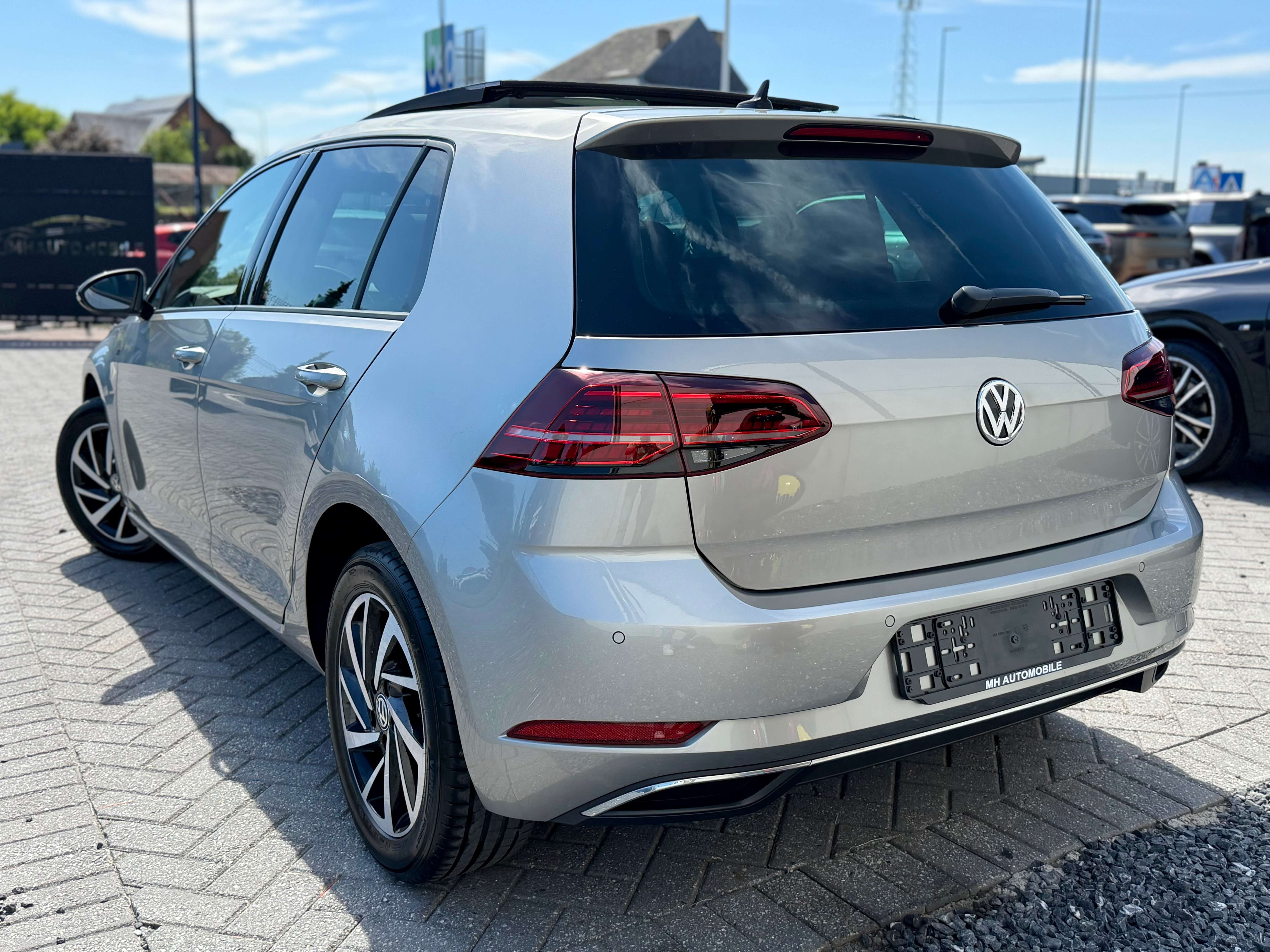 Volkswagen Golf 1.6 SCR TDi Join