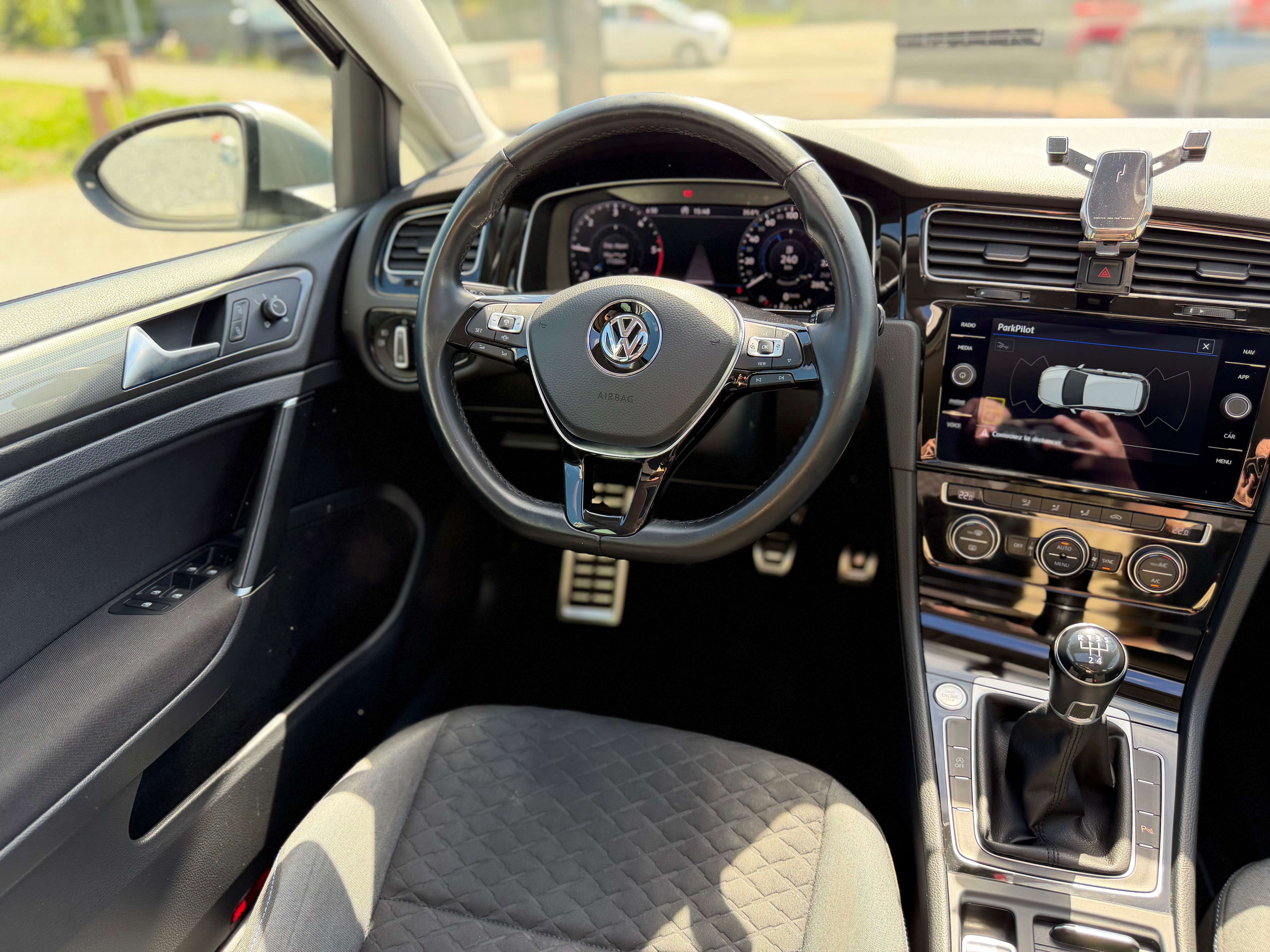 Volkswagen Golf 1.6 SCR TDi Join