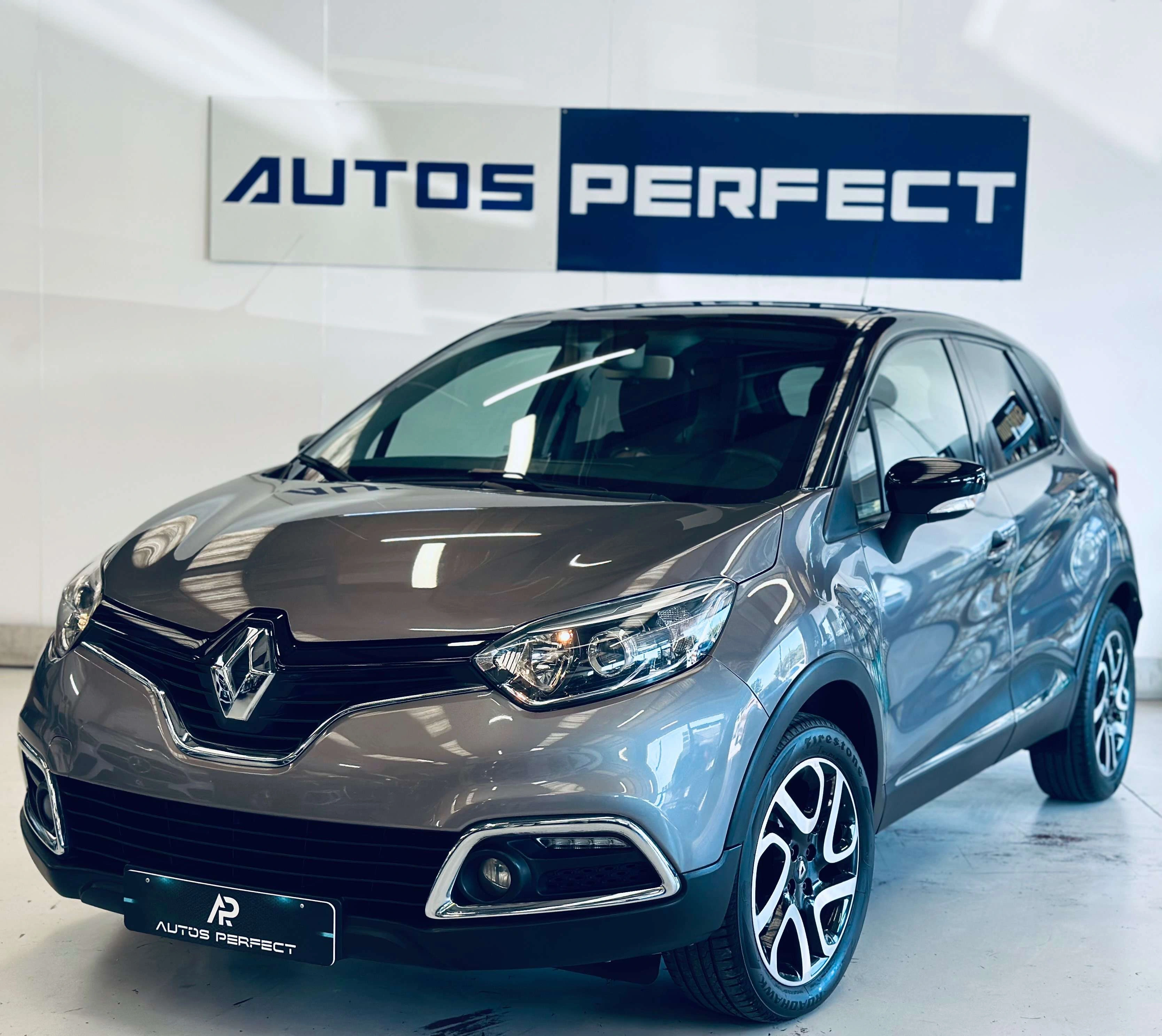 Renault Captur 0.9 CAMERA PDC NAVI CLIM LIM KEY LESS BLUETOOTH
