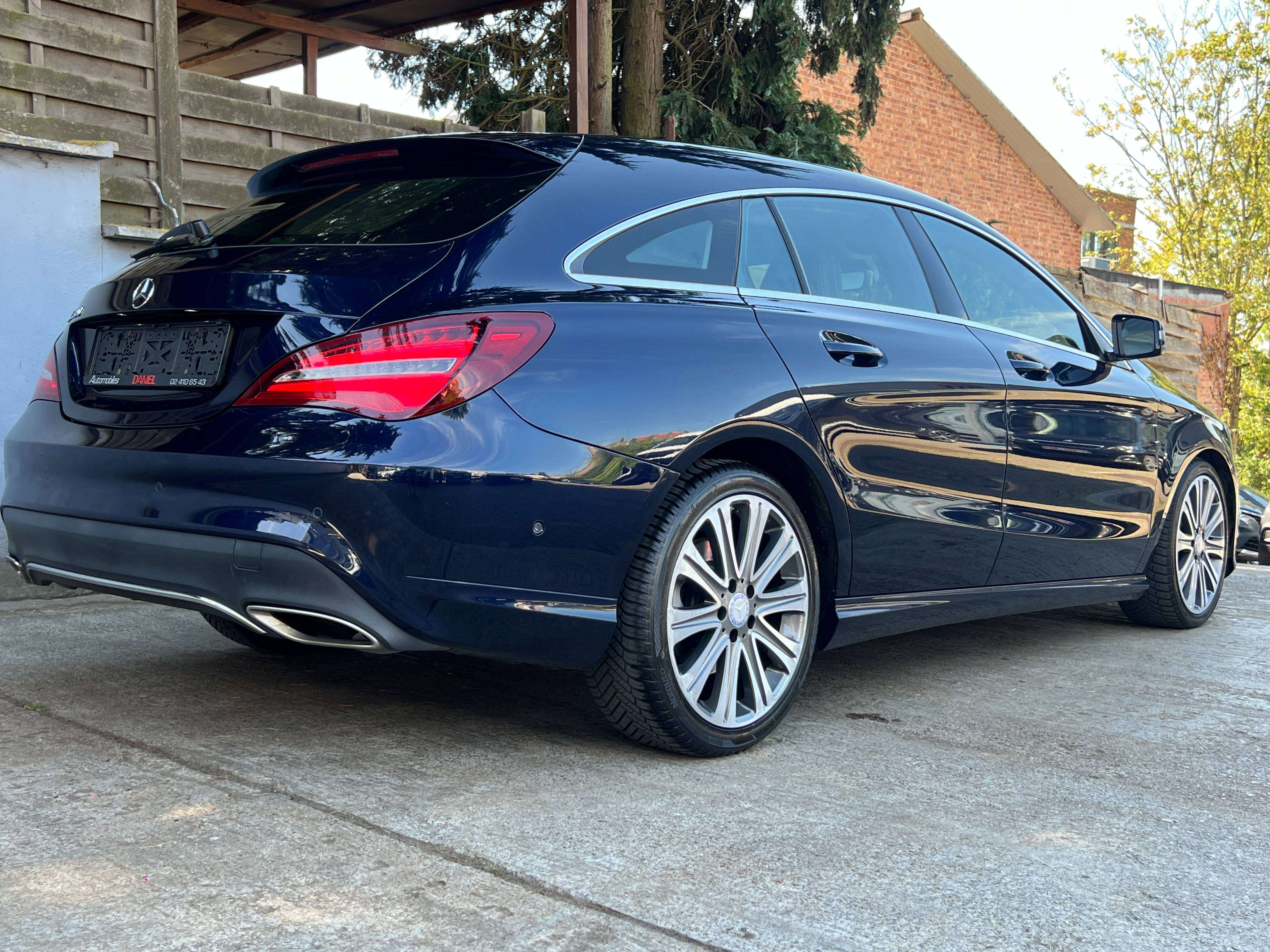 Mercedes-Benz CLA 180 Pack Sport Business Solution Automatique 7vit