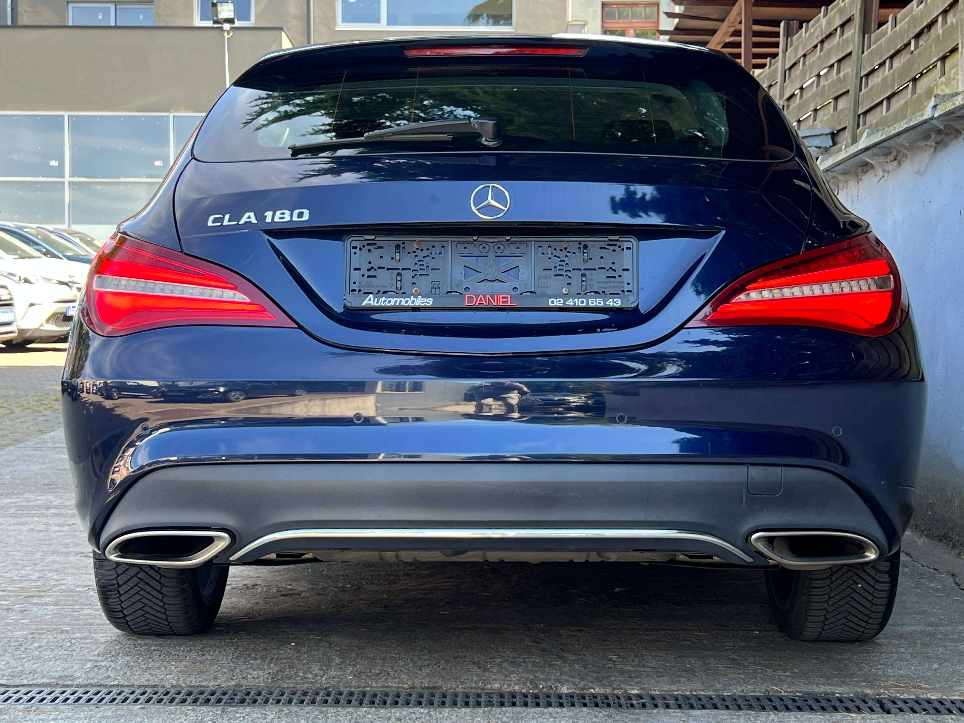 Mercedes-Benz CLA 180 Pack Sport Business Solution Automatique 7vit