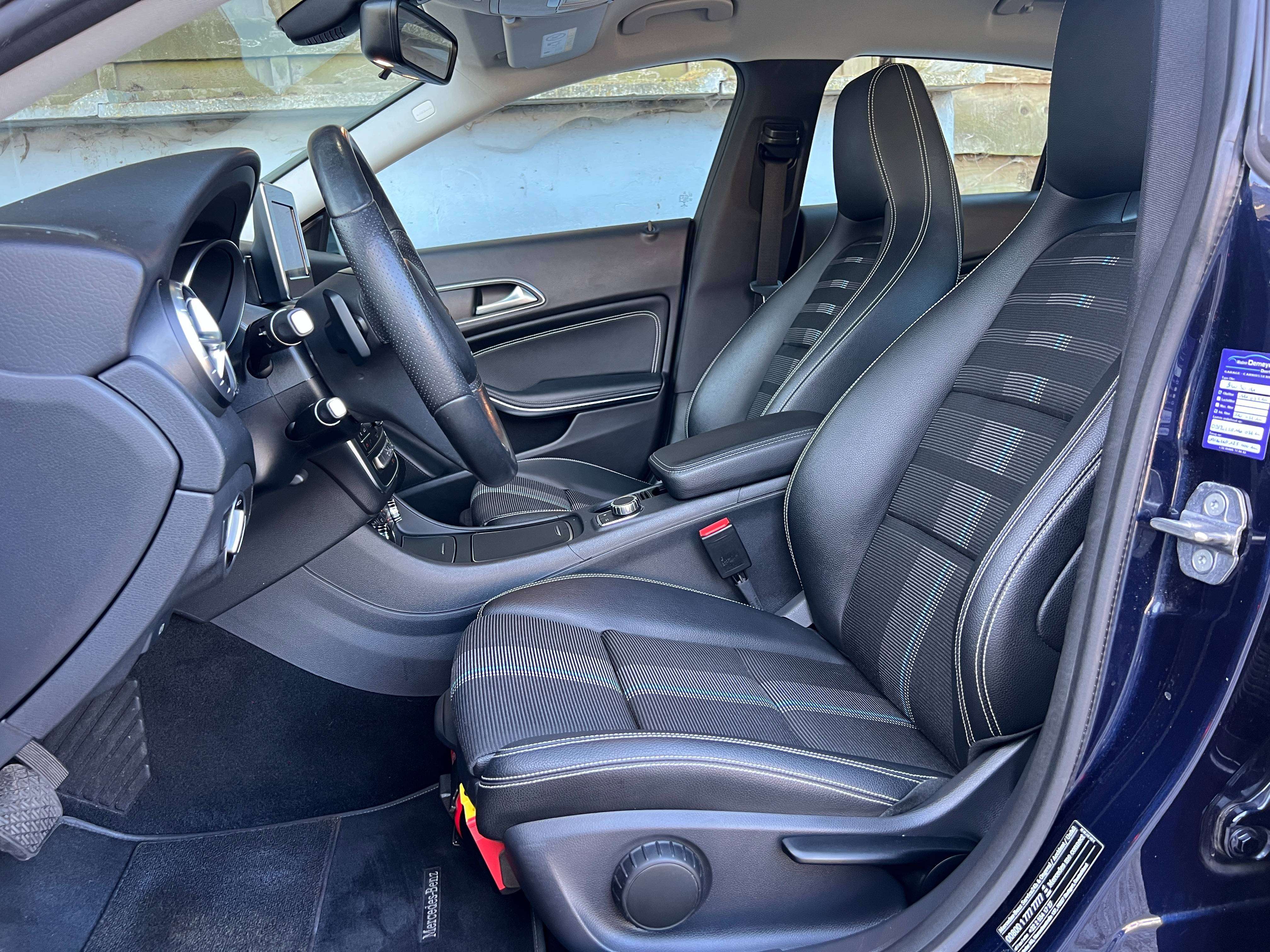 Mercedes-Benz CLA 180 Pack Sport Business Solution Automatique 7vit