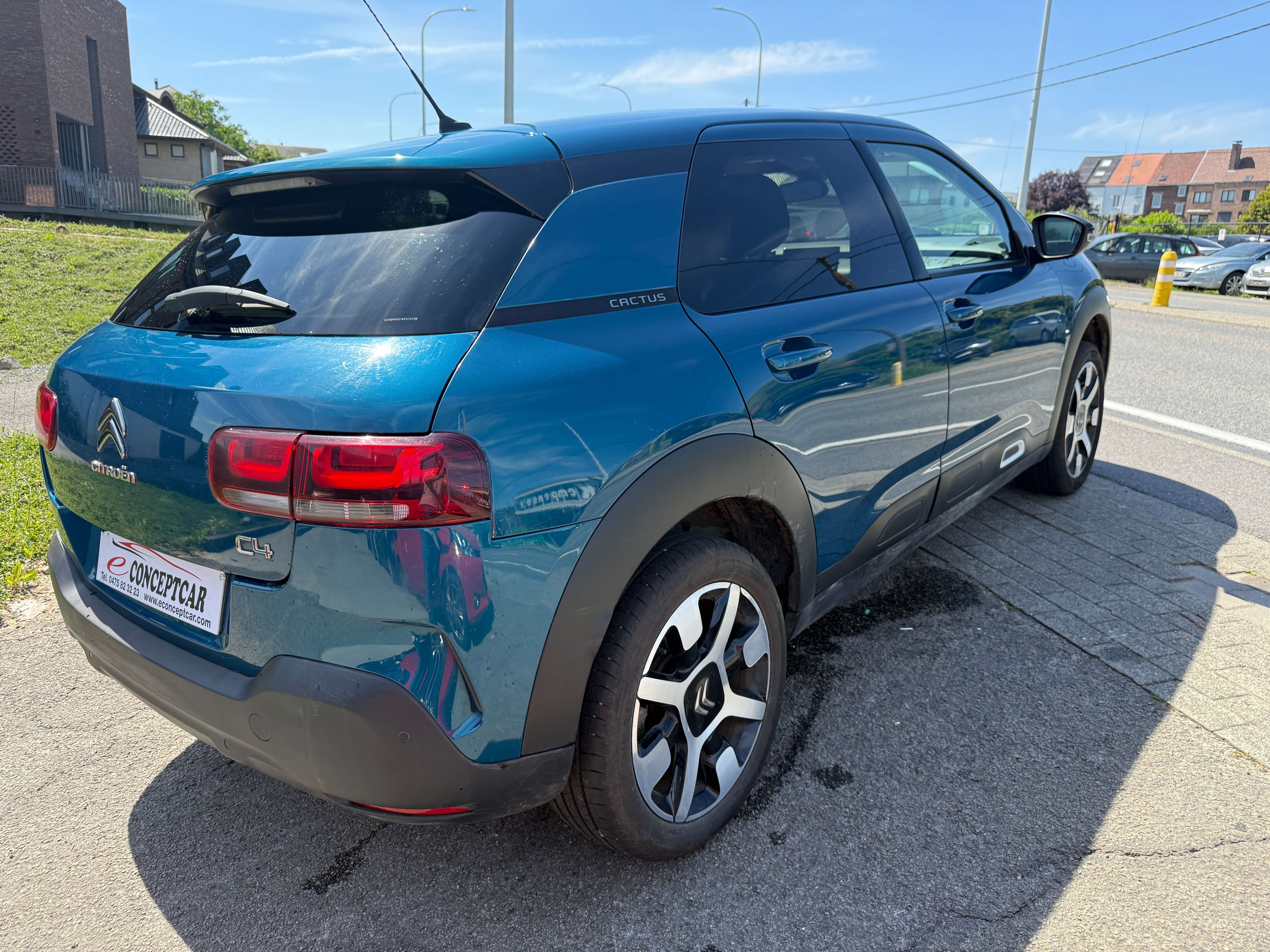 Citroen C4 Cactus C4 Cactus 1.2 PureTech Shine (EU6.2)