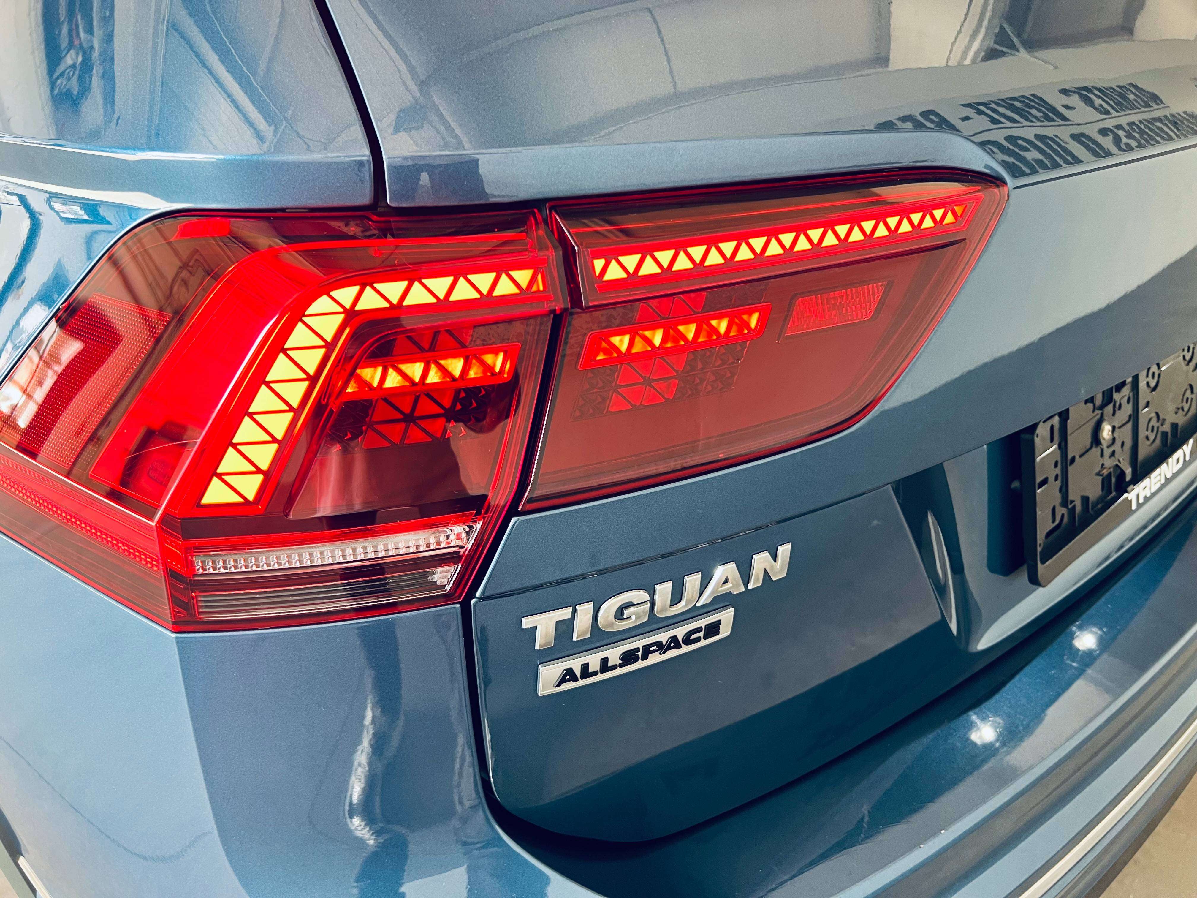 Volkswagen Tiguan Allspace 1.5 TSI Highline DSG R-Line 7PL+NAVI+PANO+TVA+CARNET+GARANTIE