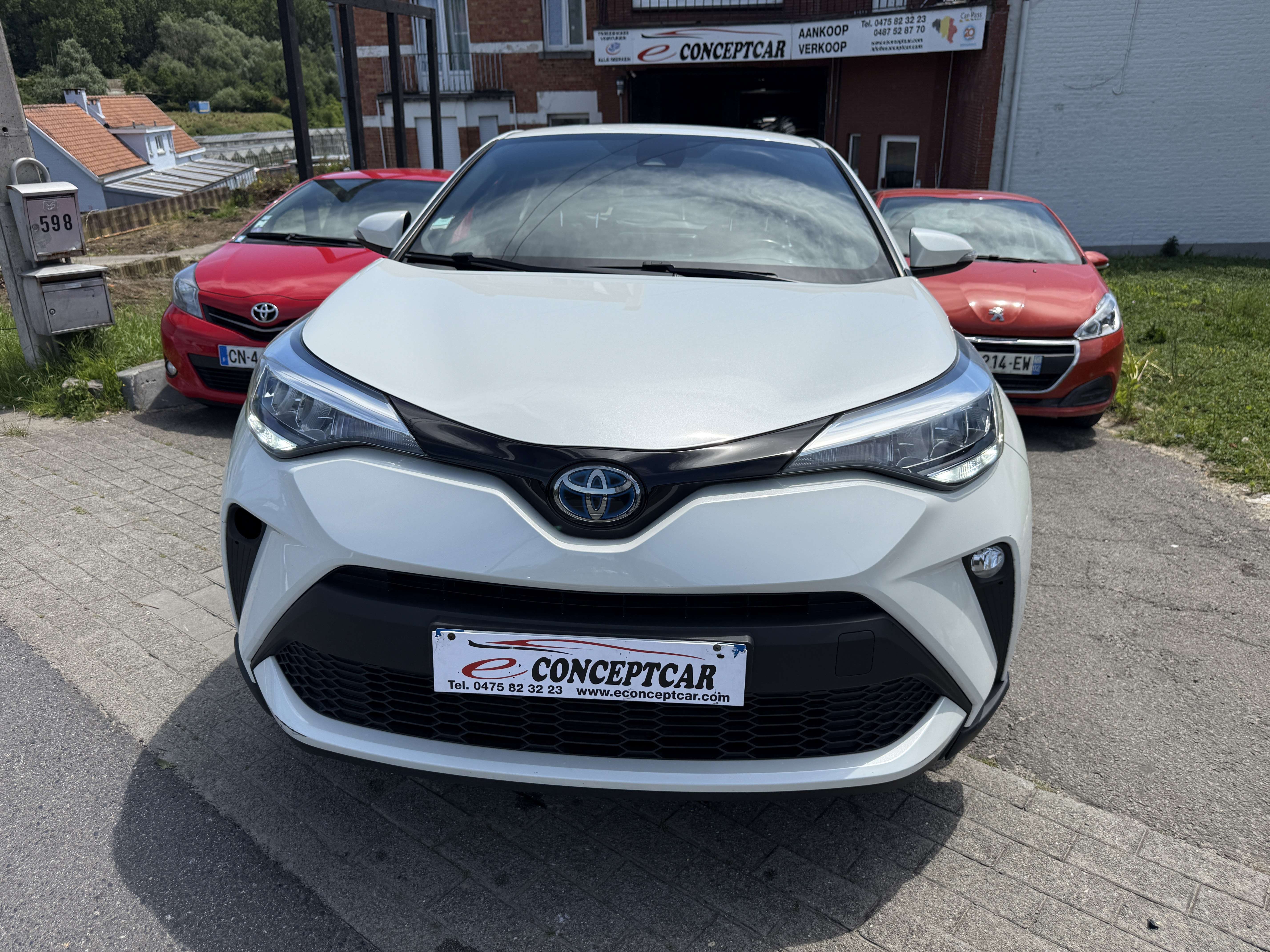 Toyota C-HR C-HR Hybrid 1.8i VVT-i C-Enter E-CVT (EU6AP)