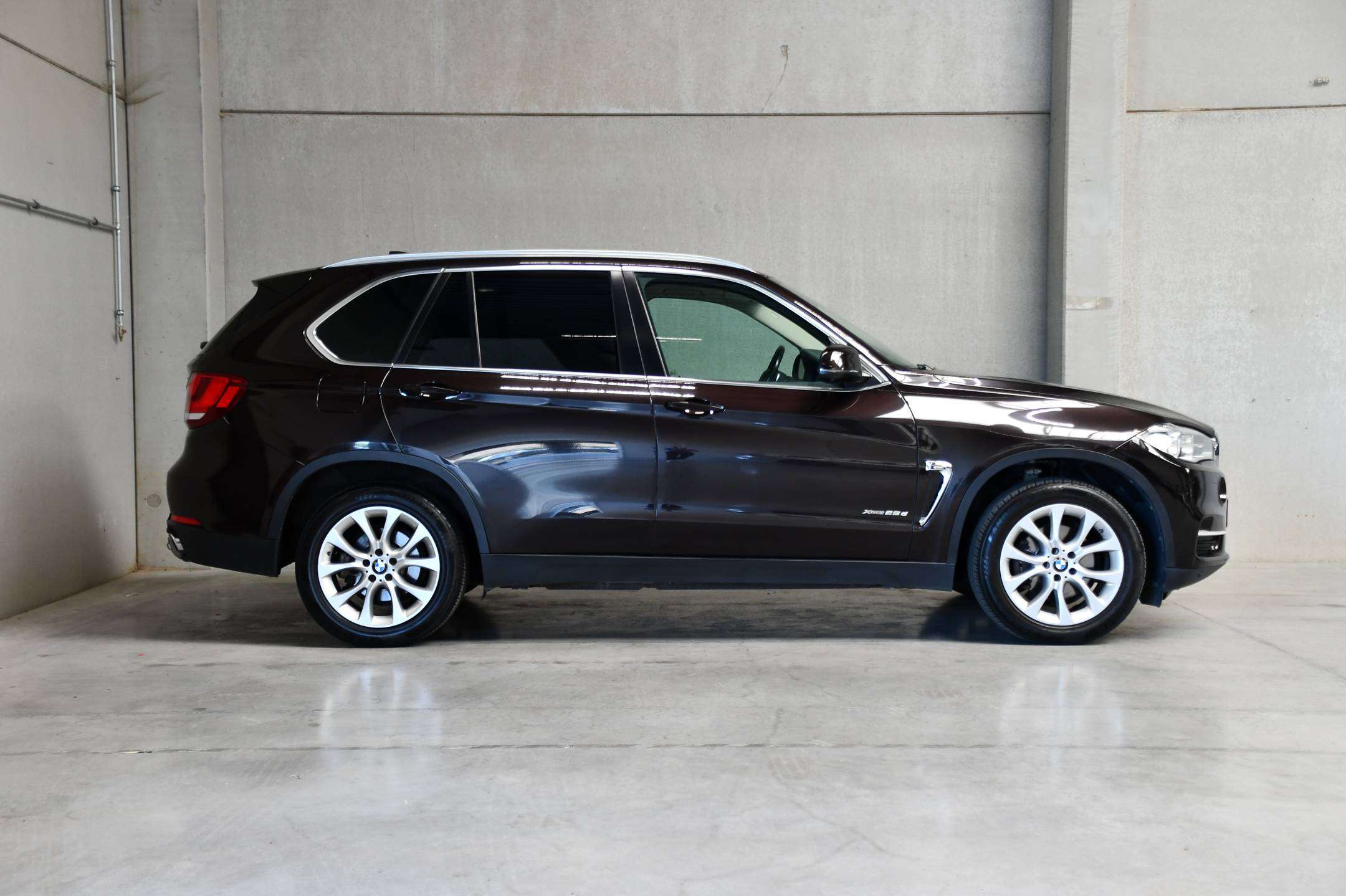 BMW X5 25d - TOPSTAAT! -  xDrive - HUD -  Memory - Cruise - Comfort seats