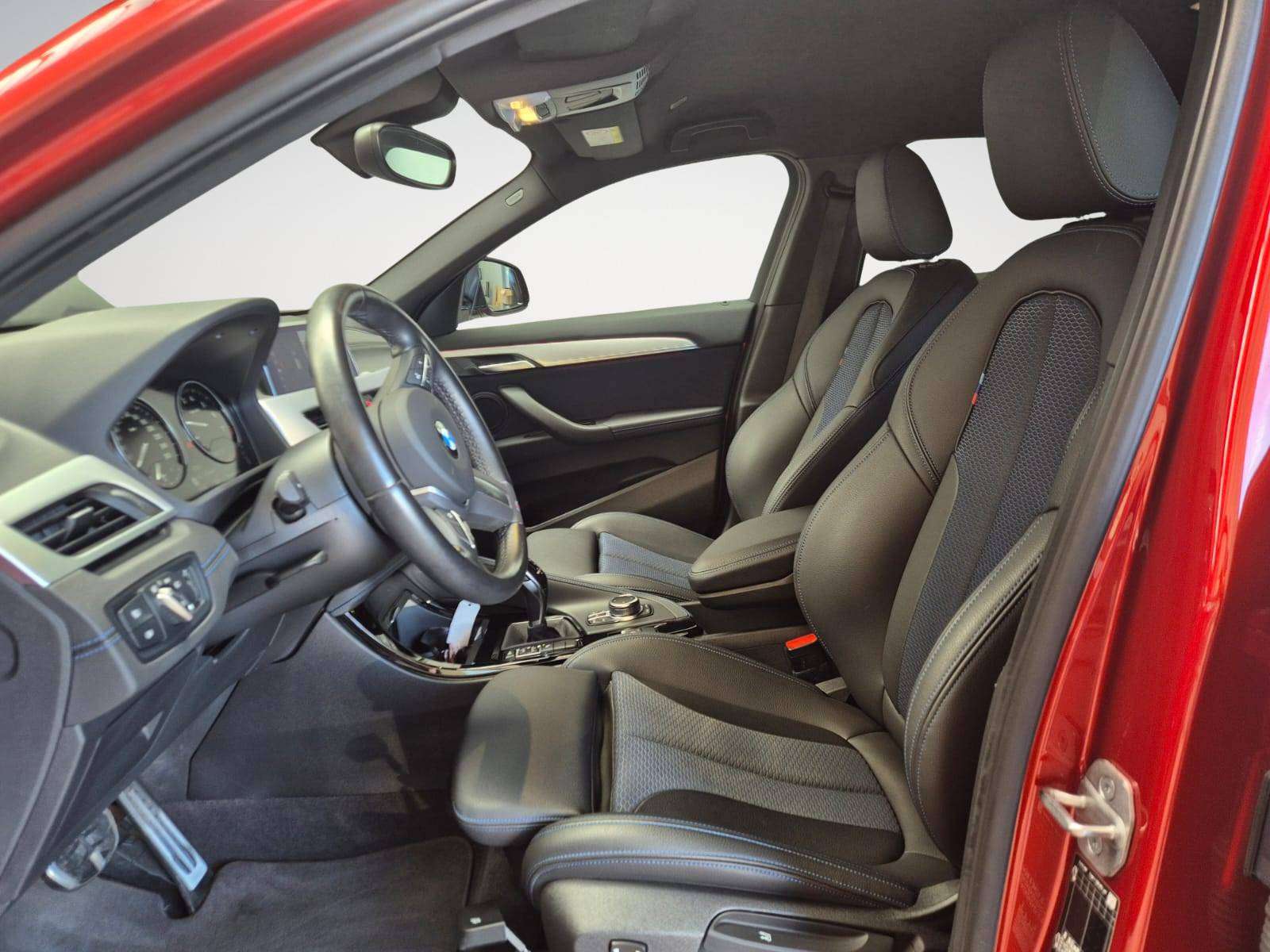 BMW X2 1.5iA sDrive18/ PACK M/12.000 KM//CARPLAY/GPS/CAMERA//GARANTIE 12 MOIS//