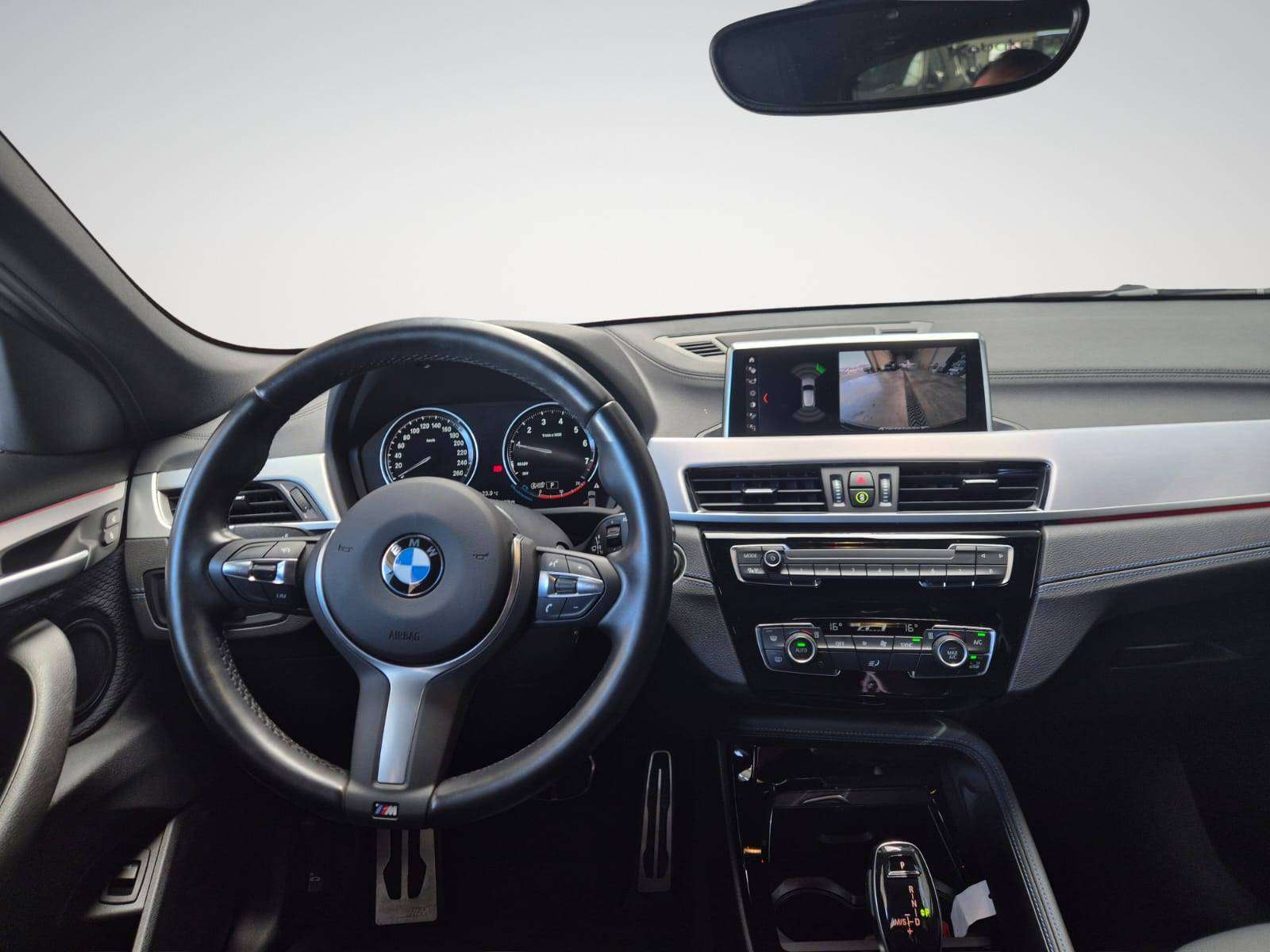 BMW X2 1.5iA sDrive18/ PACK M/12.000 KM//CARPLAY/GPS/CAMERA//GARANTIE 12 MOIS//