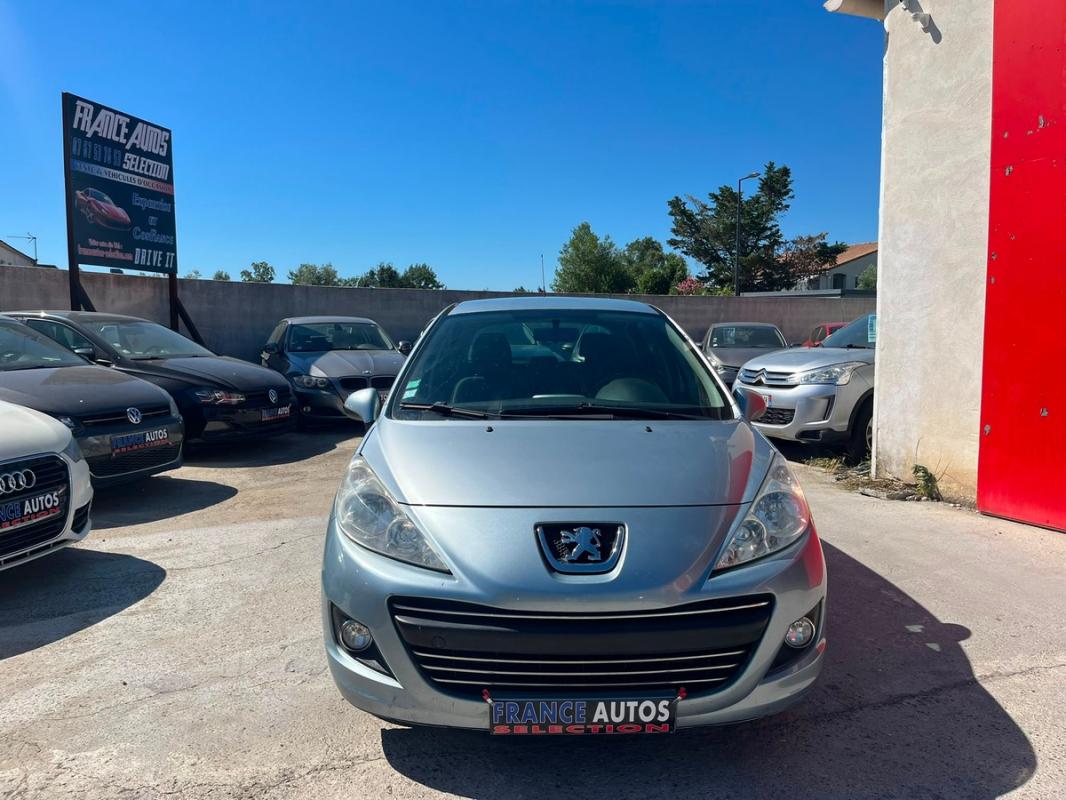 Peugeot 207 1.6 HDI 90 CH 5 PORTES – ENTIÈREMENT RÉVISÉE & GARANTIE 12 MOIS EN EUROPE