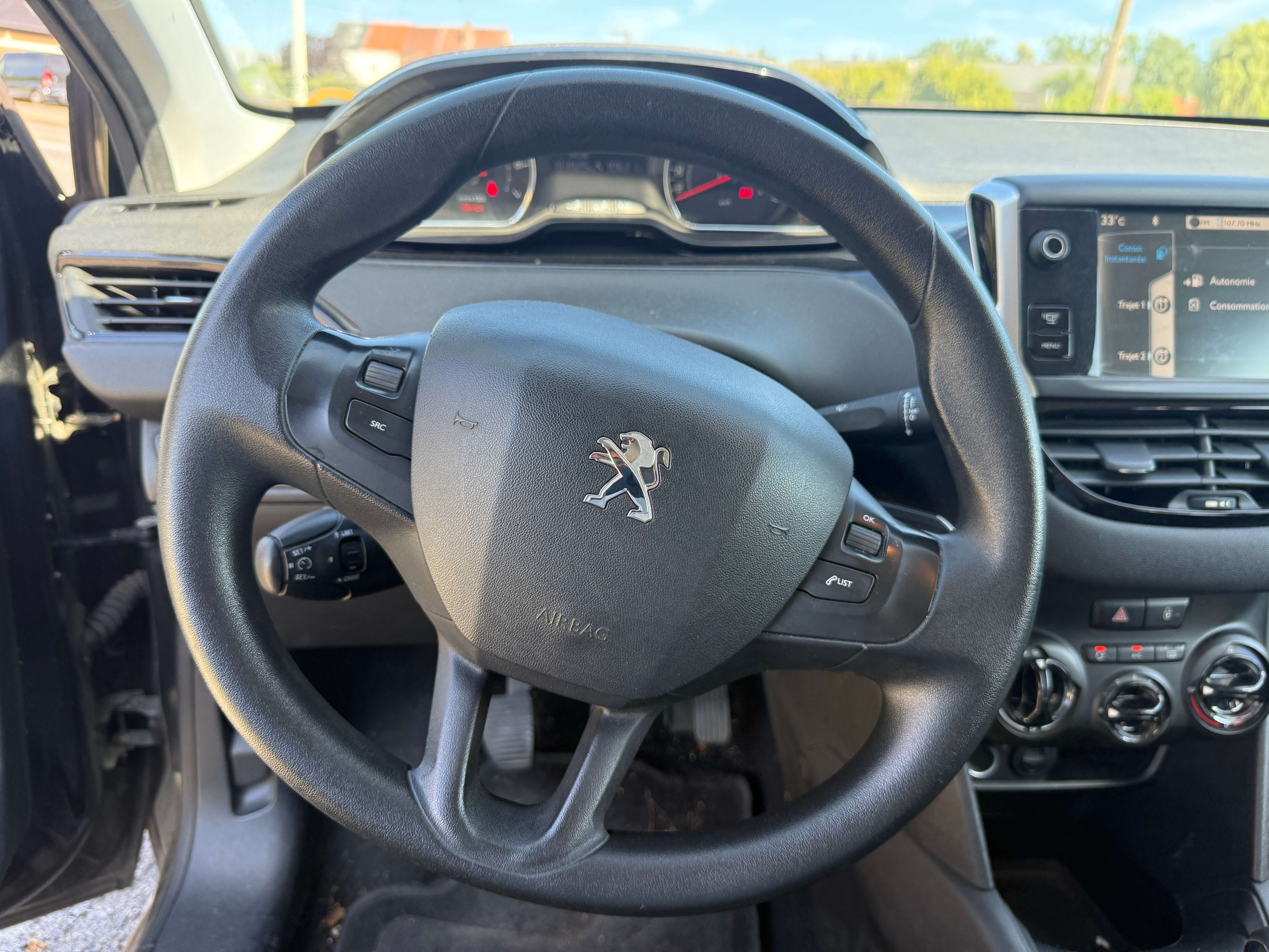 Peugeot 208 208 1.2i Access // EXPORT //