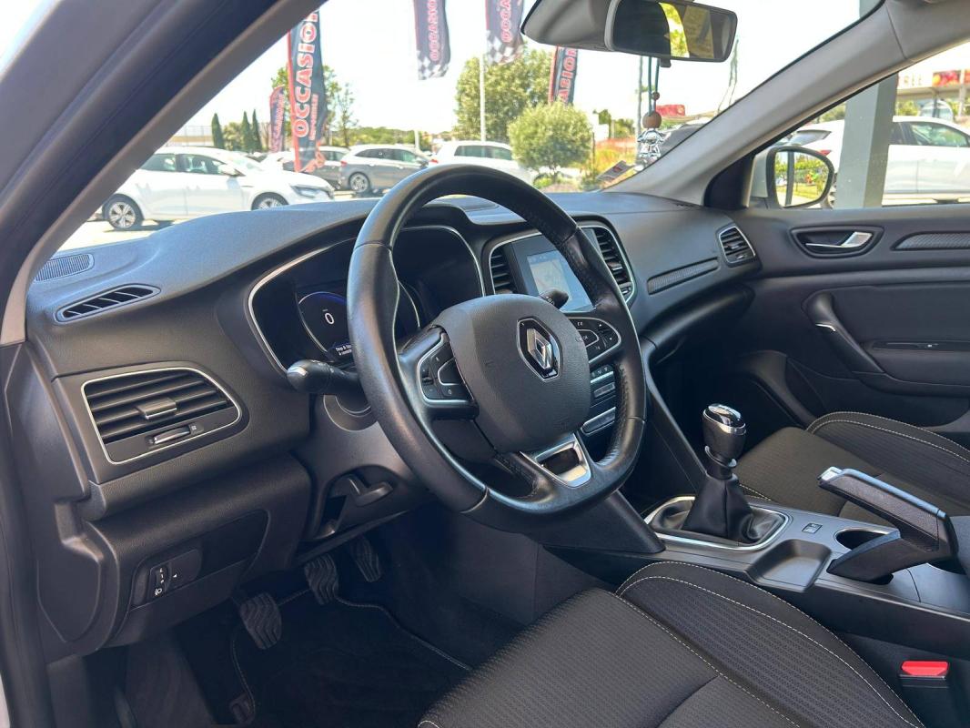 Renault Megane IV Berline Blue dCi 115 Zen