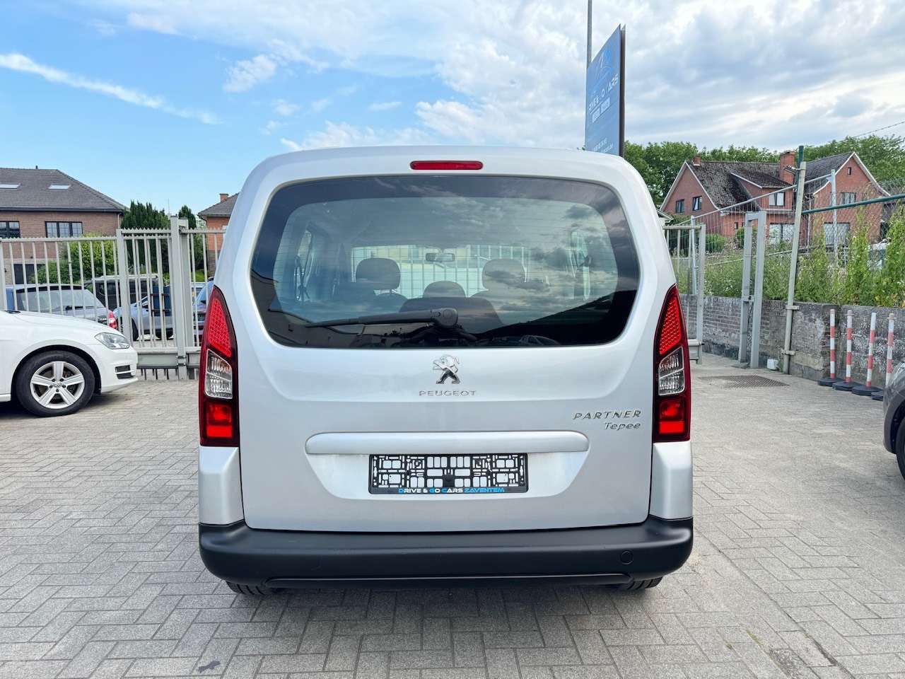 Peugeot Partner Tepee 1.6i Active ** 1 JAAR GARANTIE **