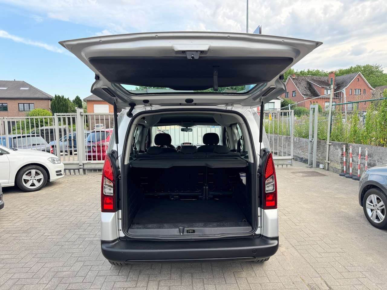 Peugeot Partner Tepee 1.6i Active ** 1 JAAR GARANTIE **