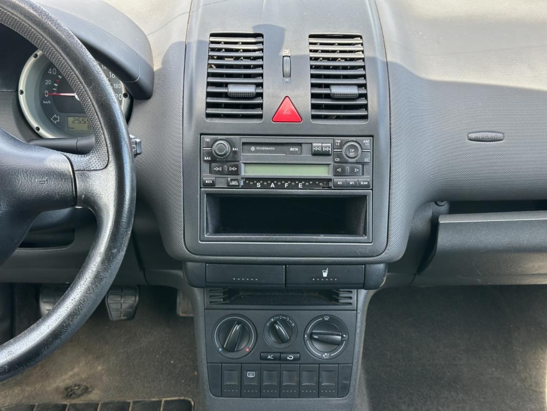 Volkswagen Polo 1.4i Confort
