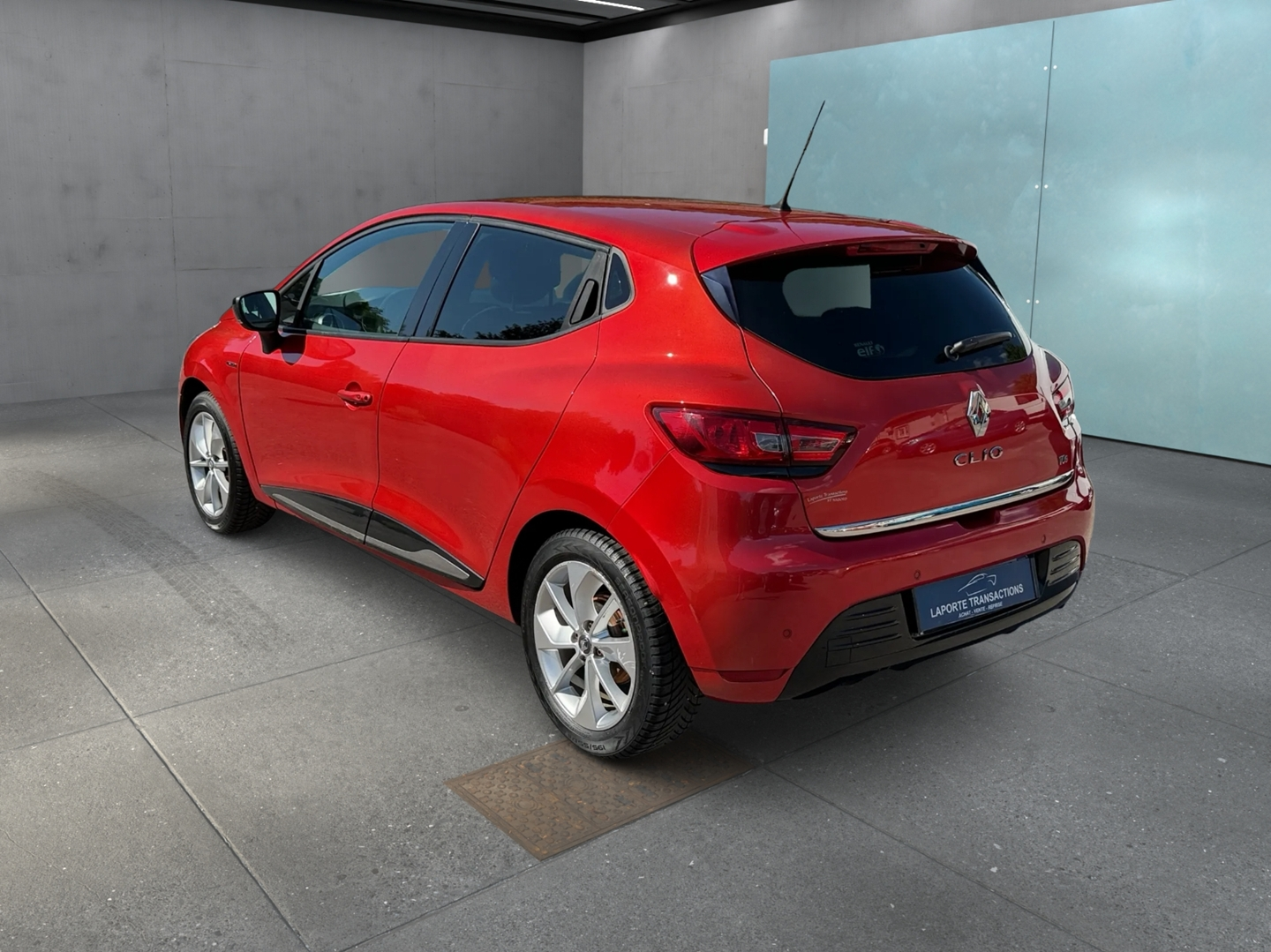 Renault CLIO IV 0.9 TCE 90CH ENERGY LIMITED EURO6 2015