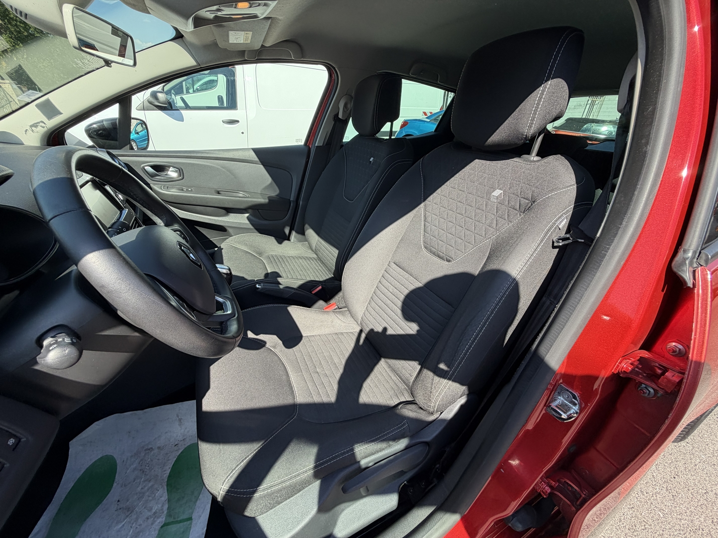 Renault CLIO IV 0.9 TCE 90CH ENERGY LIMITED EURO6 2015