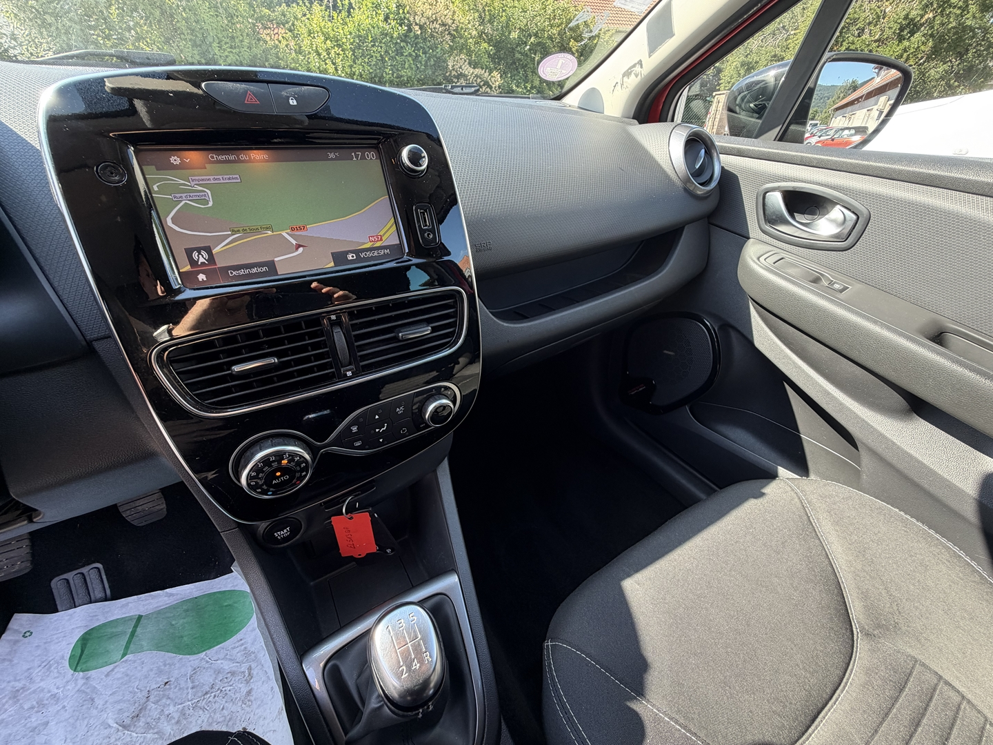 Renault CLIO IV 0.9 TCE 90CH ENERGY LIMITED EURO6 2015
