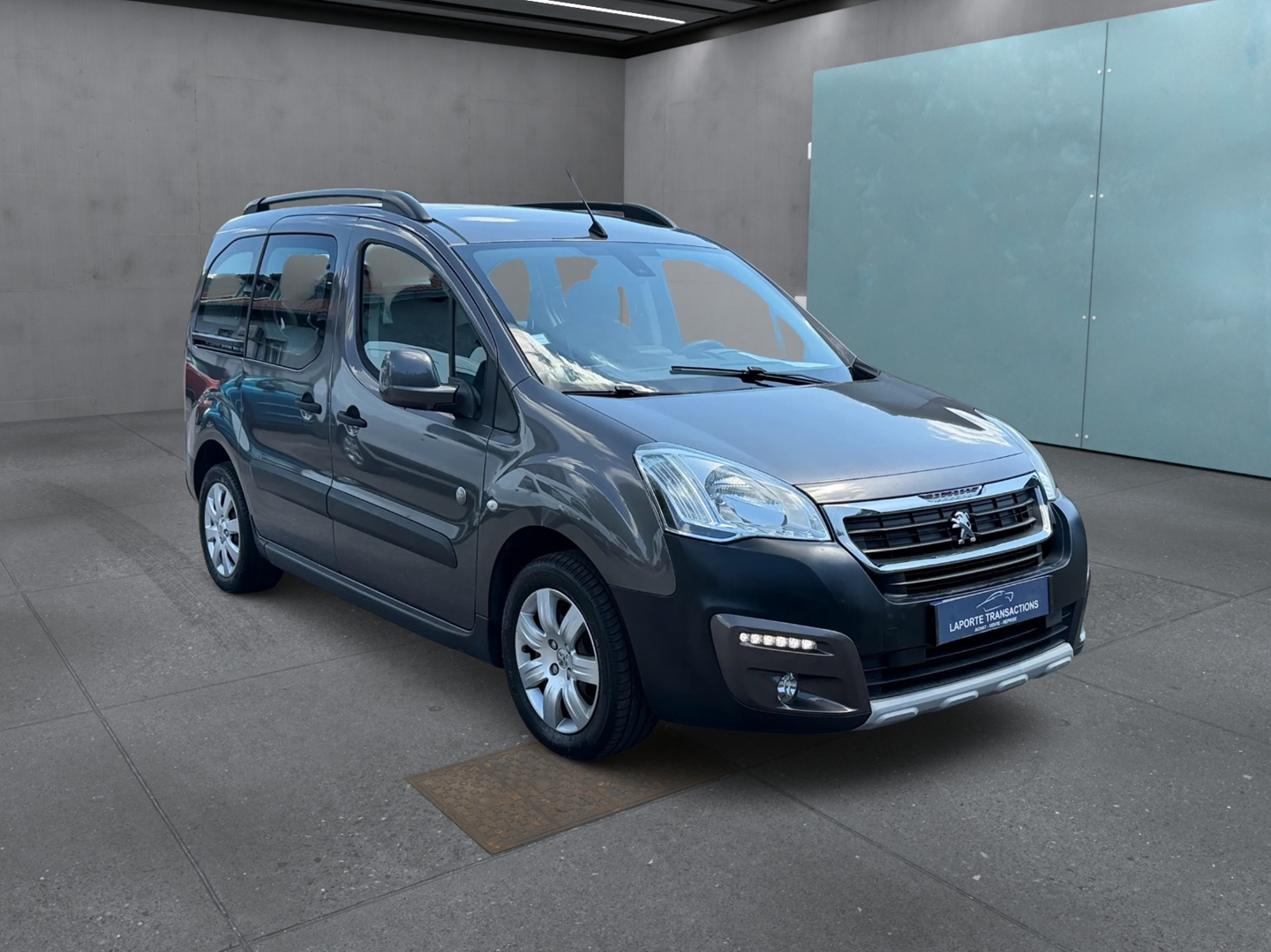 Peugeot PARTNER TEPEE 1.6 BLUEHDI 100CH OUTDOOR S&S