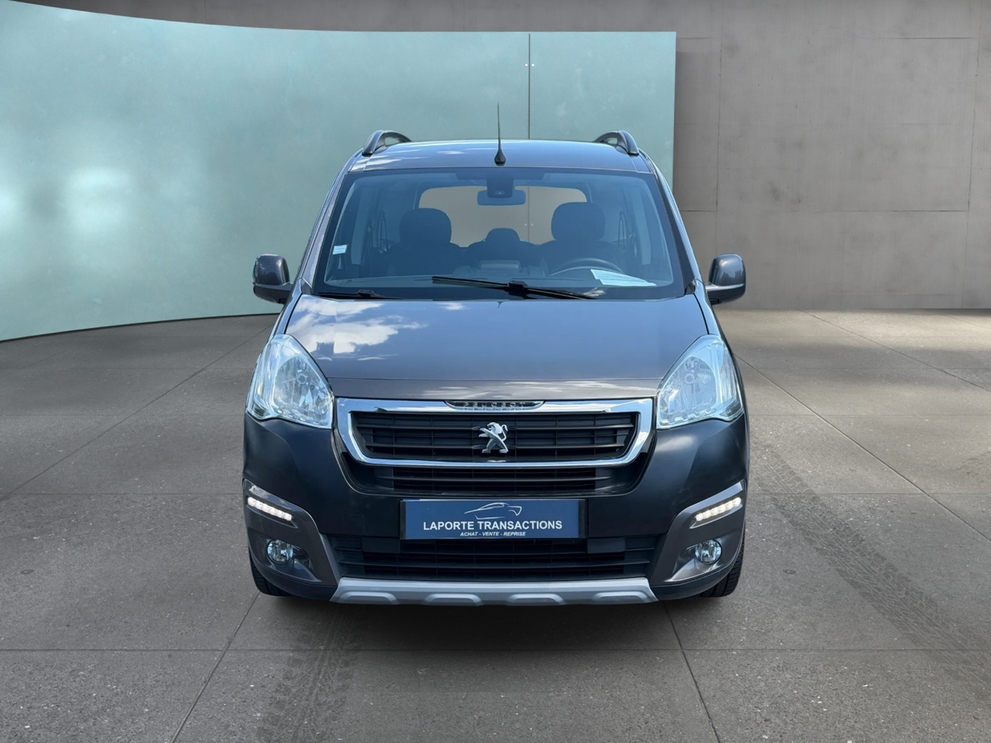 Peugeot PARTNER TEPEE 1.6 BLUEHDI 100CH OUTDOOR S&S