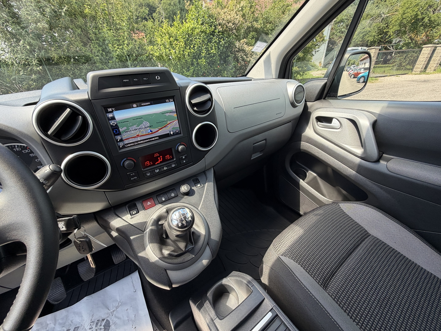 Peugeot PARTNER TEPEE 1.6 BLUEHDI 100CH OUTDOOR S&S