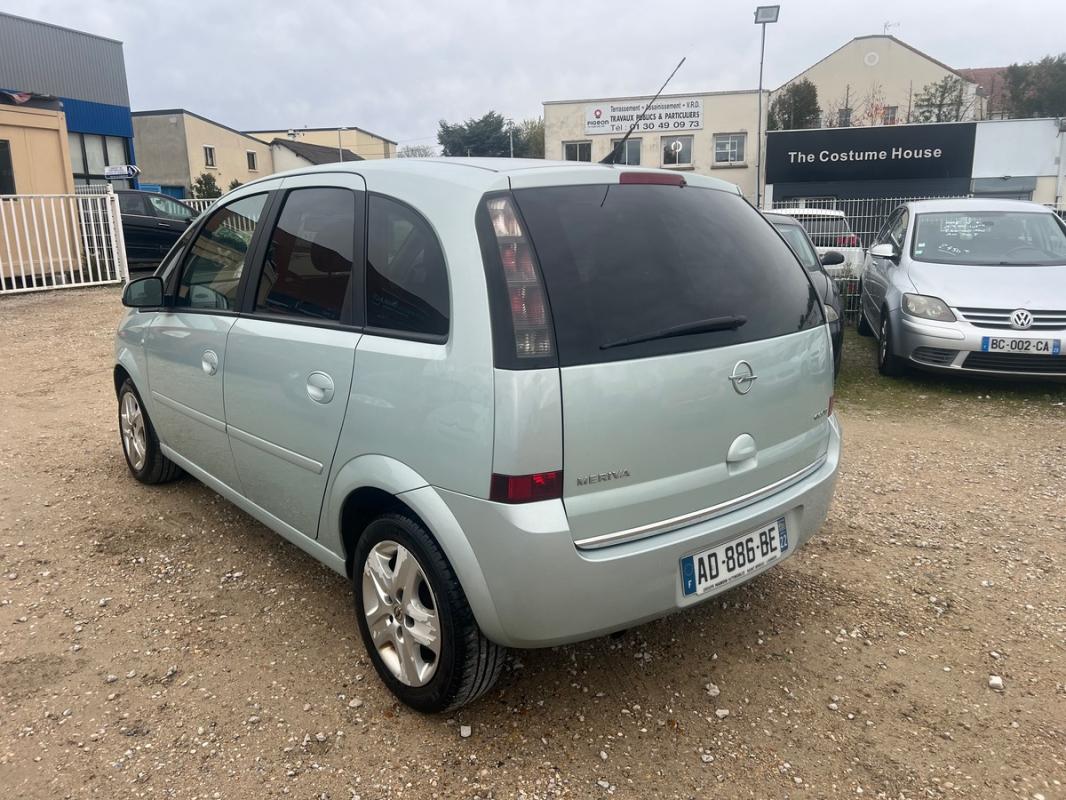 Opel Meriva 1.3 CDTI DIESEL 75CH REVISEE FUME BLANC AU DEMARRAGE DEMARRE ET ROULE NICKEL