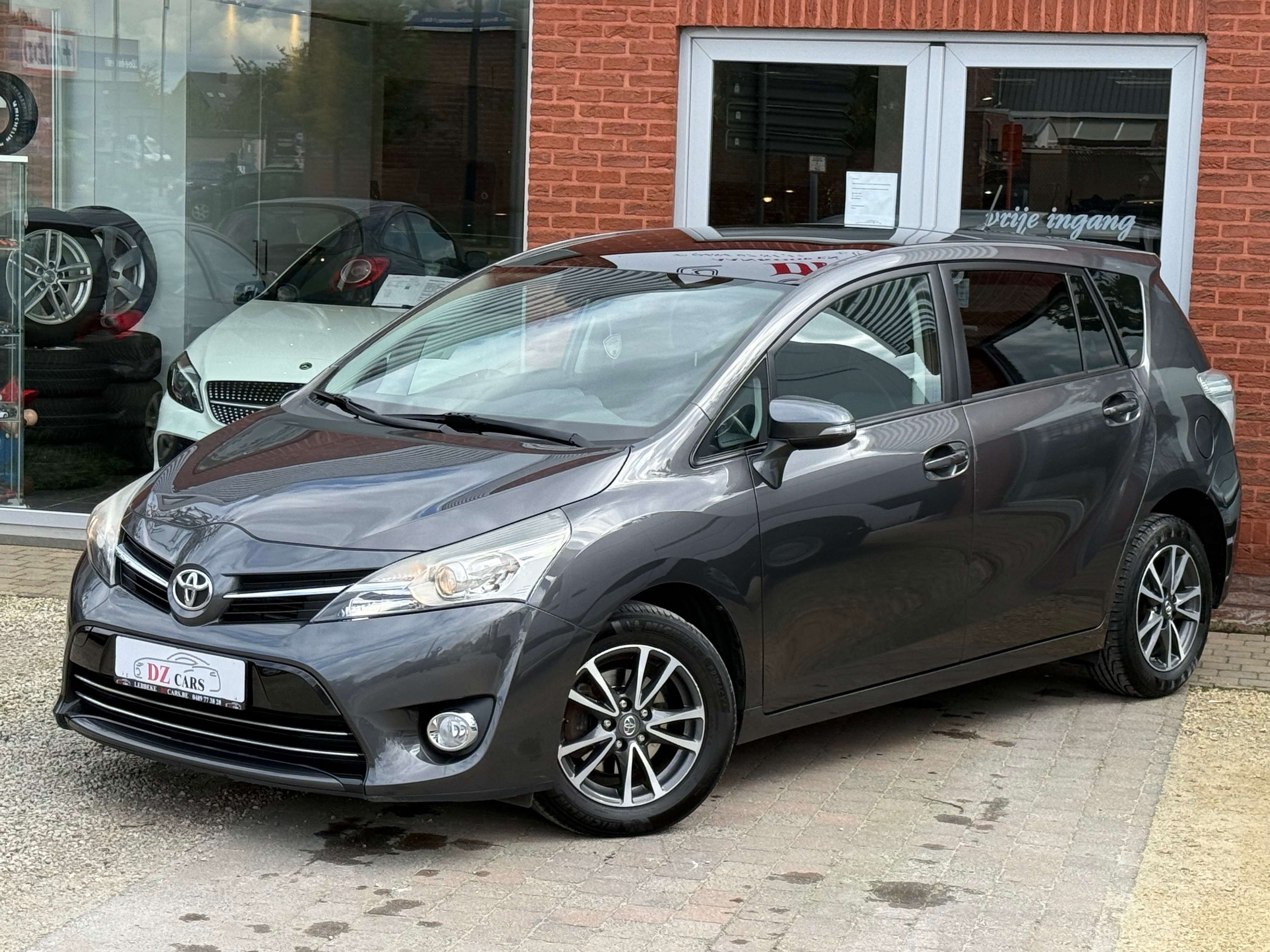 Toyota Verso SKYVIEW 1.6D 112PK |✅NAVI | CAMERA | PANO DAK | AIRCO |