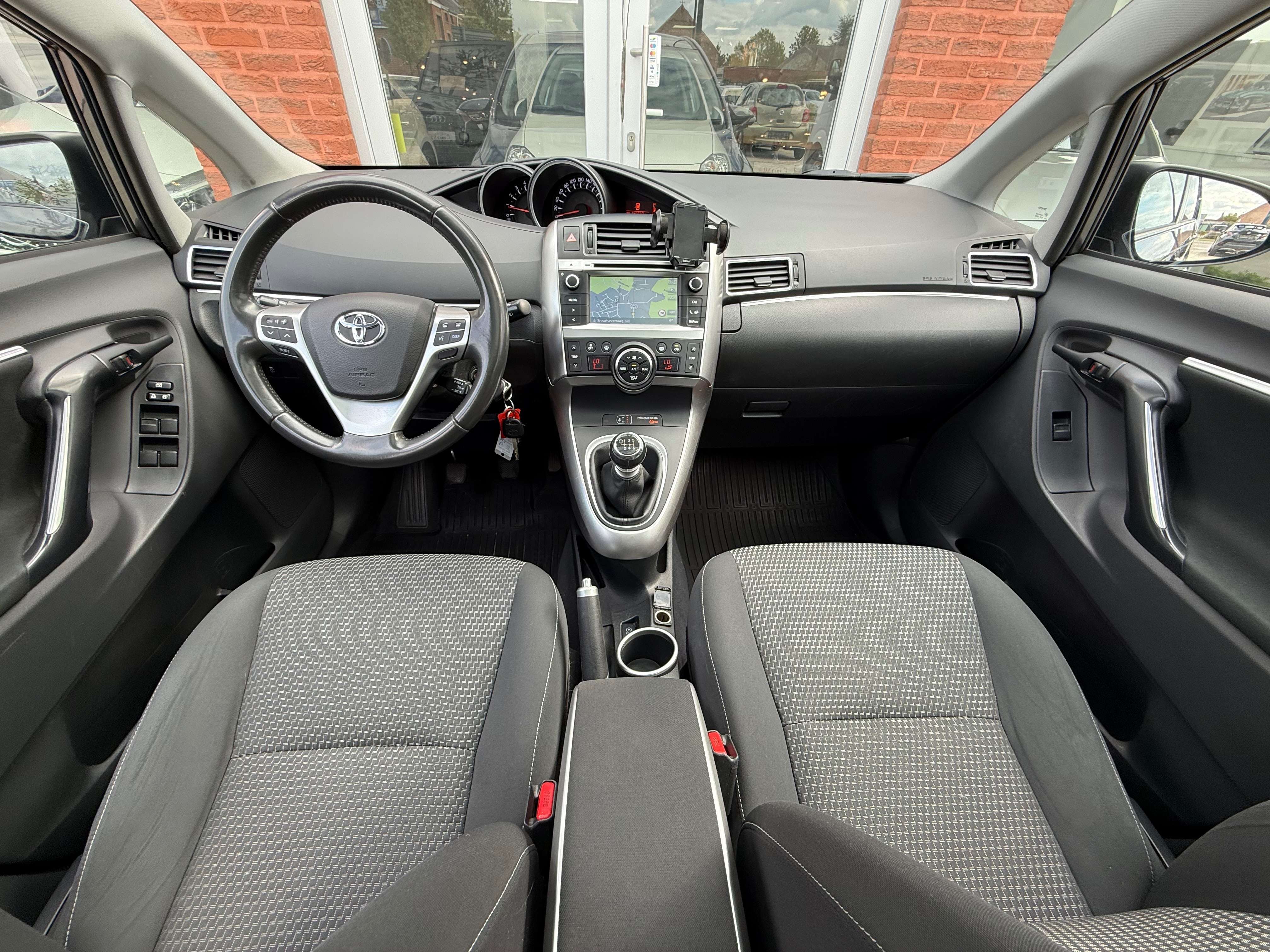 Toyota Verso SKYVIEW 1.6D 112PK |✅NAVI | CAMERA | PANO DAK | AIRCO |