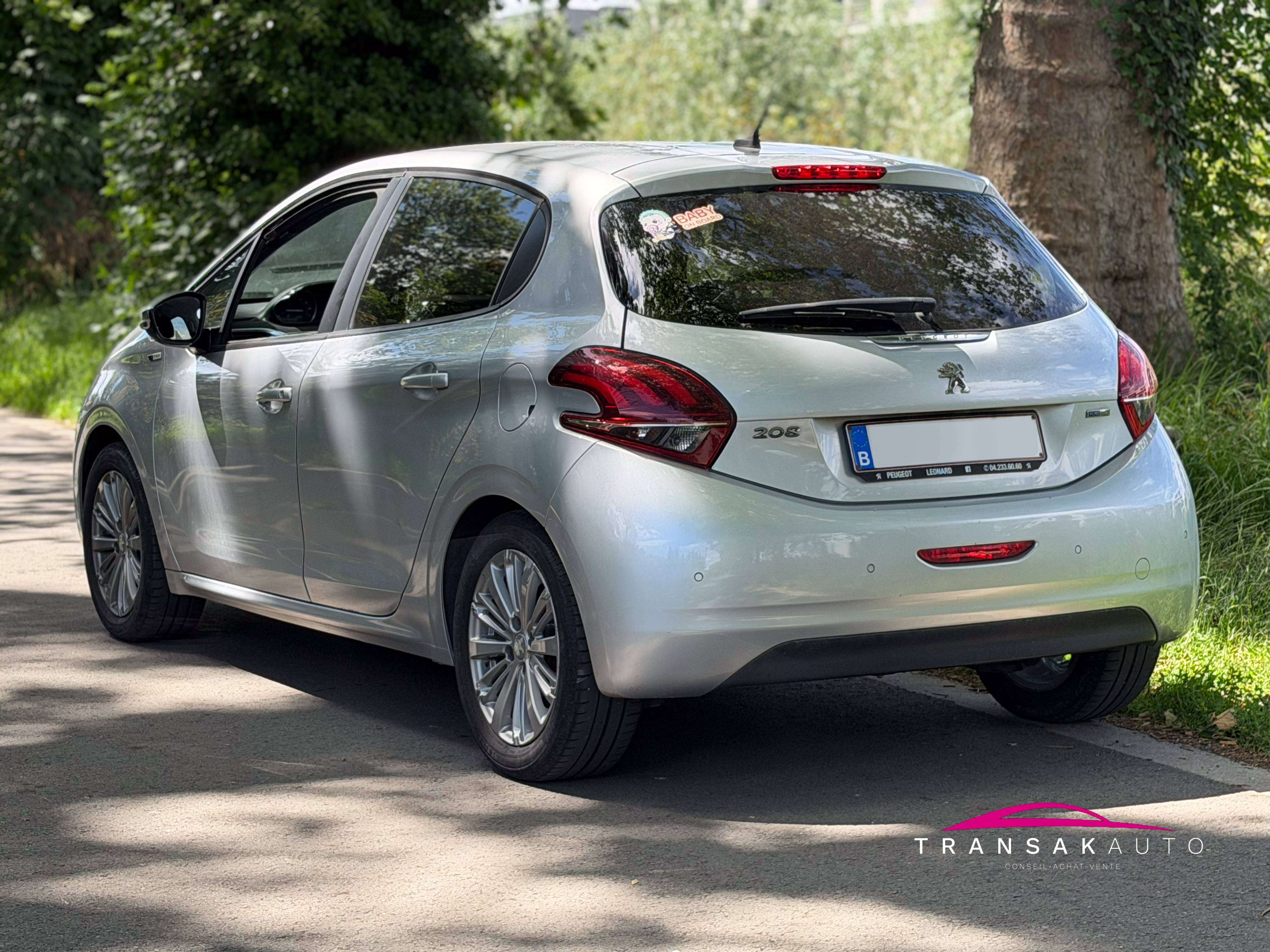 Peugeot 208 Garantie 12 mois - 1.2i PureTech Allure