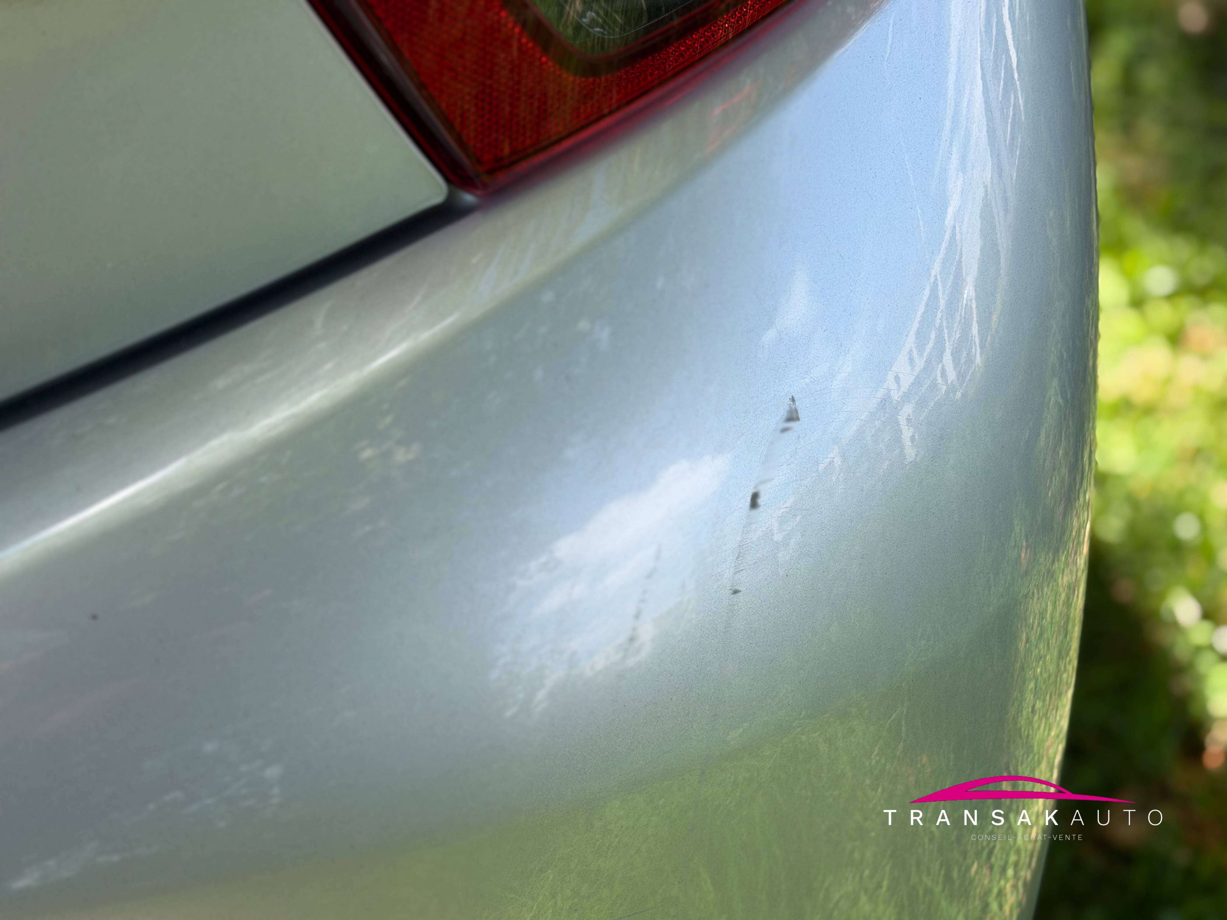 Peugeot 208 Garantie 12 mois - 1.2i PureTech Allure