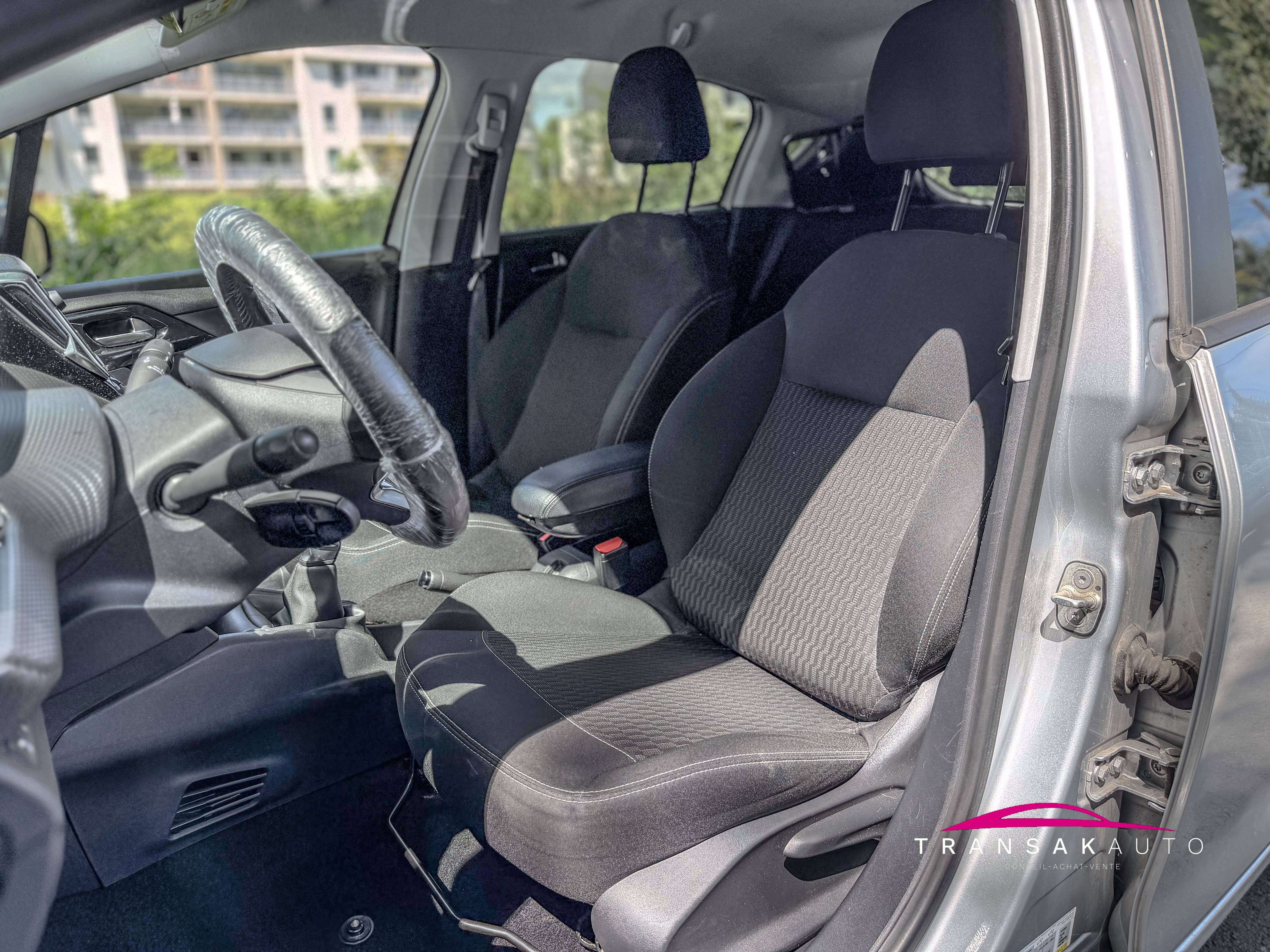 Peugeot 208 Garantie 12 mois - 1.2i PureTech Allure