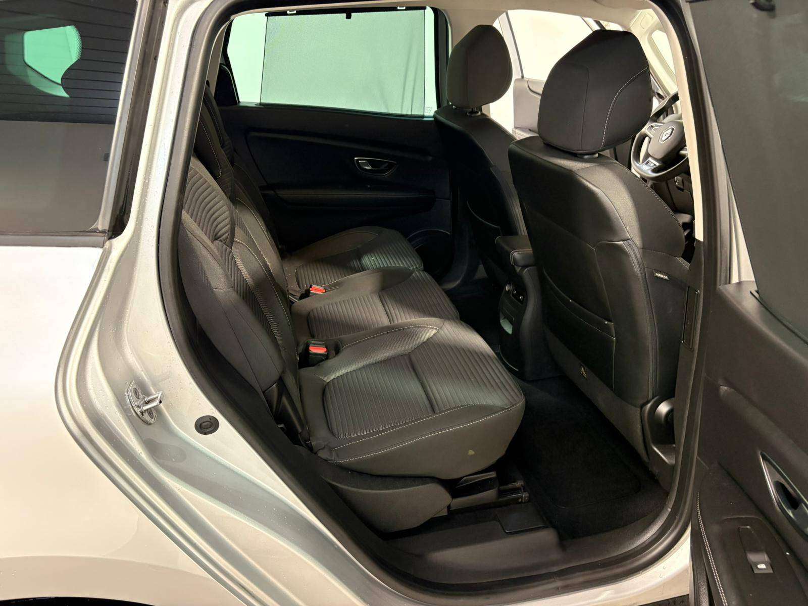 Renault Grand Scenic ** 1.7 Blue dCi ** Limited ** GPS ** A/C ** Garantie 12 mois **