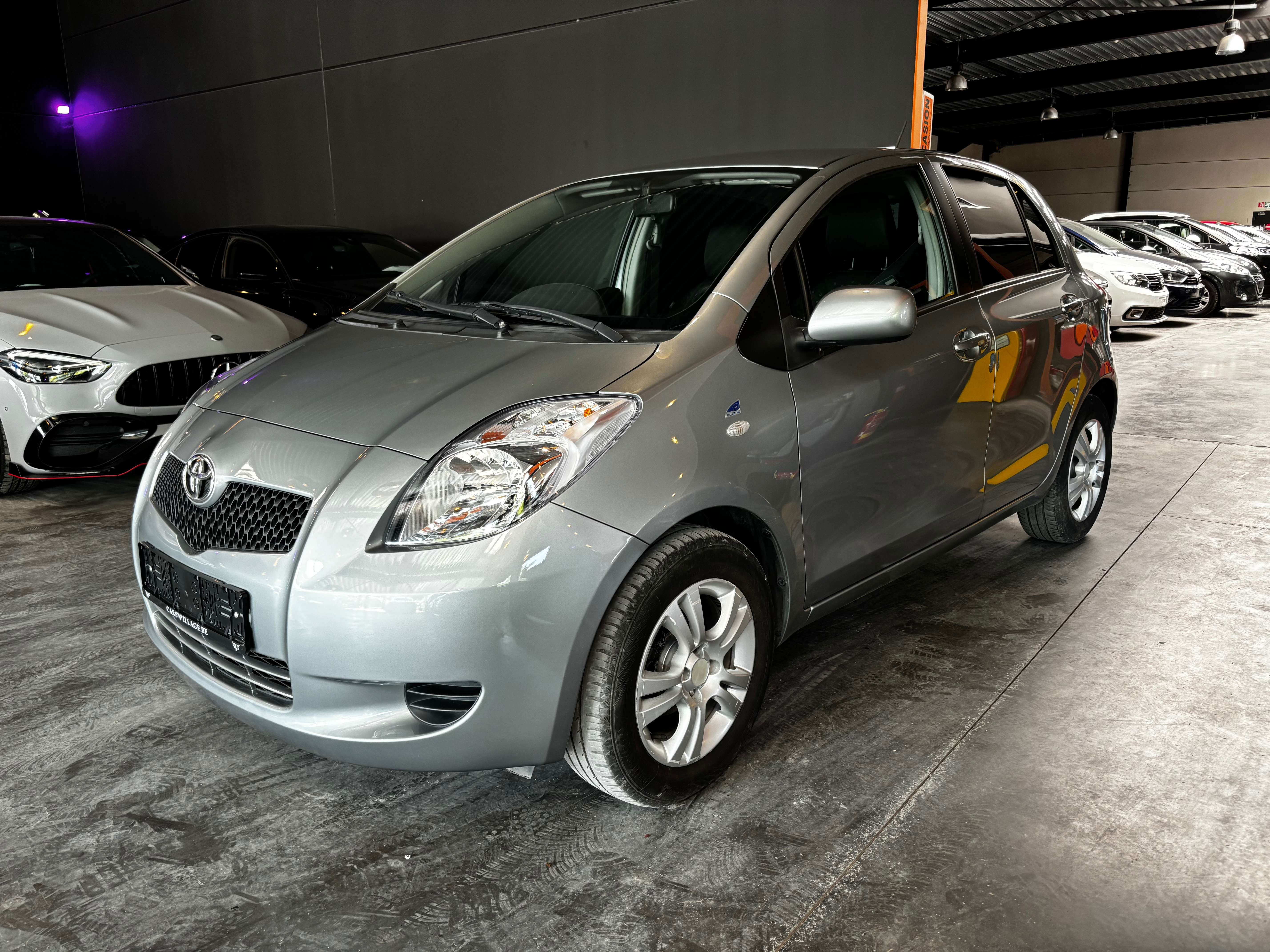 Toyota Yaris Yaris 1.0i VVT-i Luna