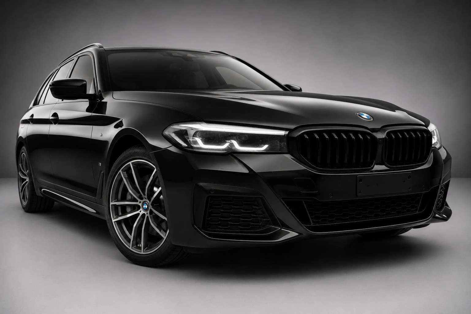 BMW 530 e Touring M Sport Camera Trekhaak LCI