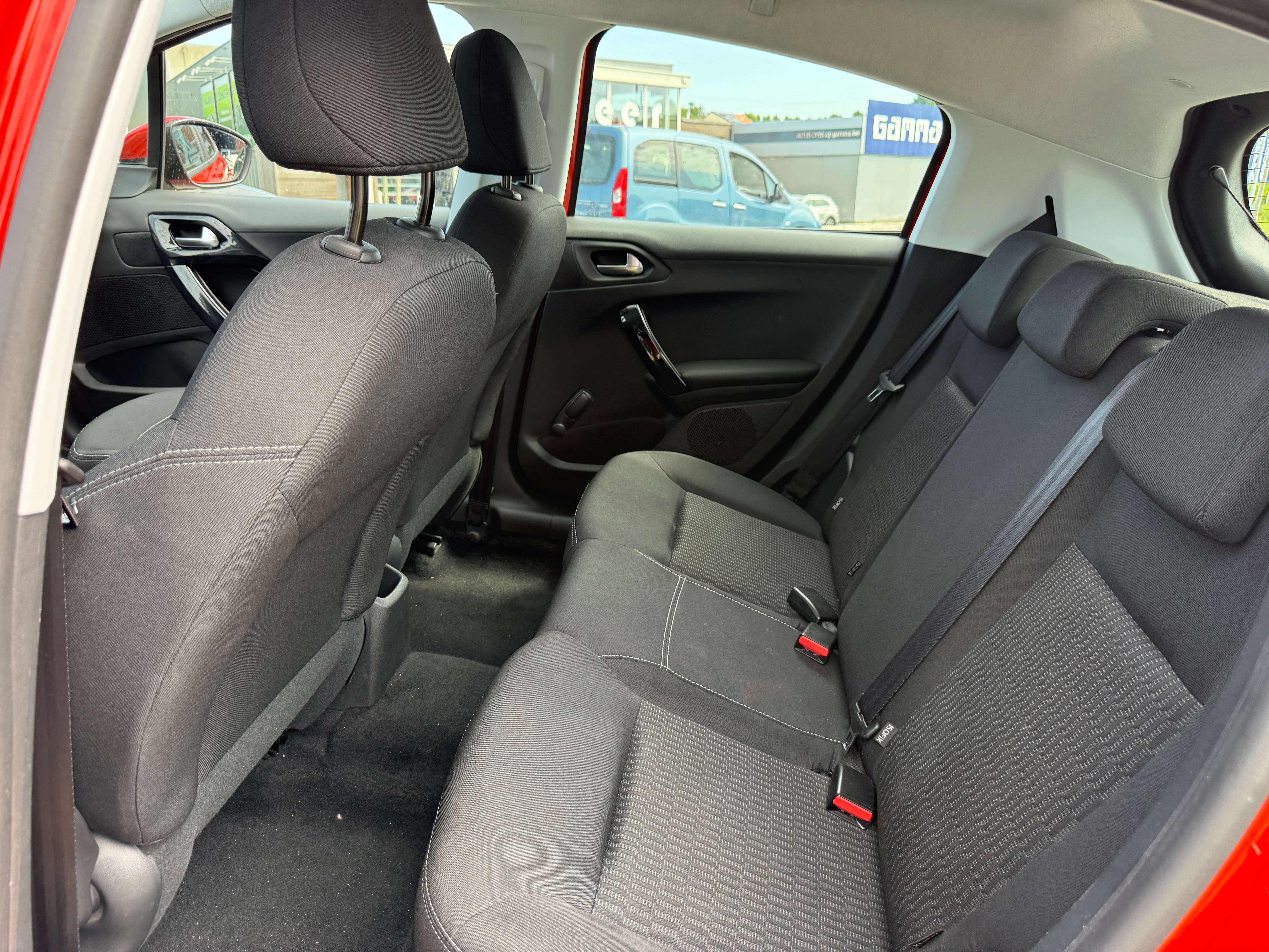 Peugeot 208 208 1.2i PureTech Active S