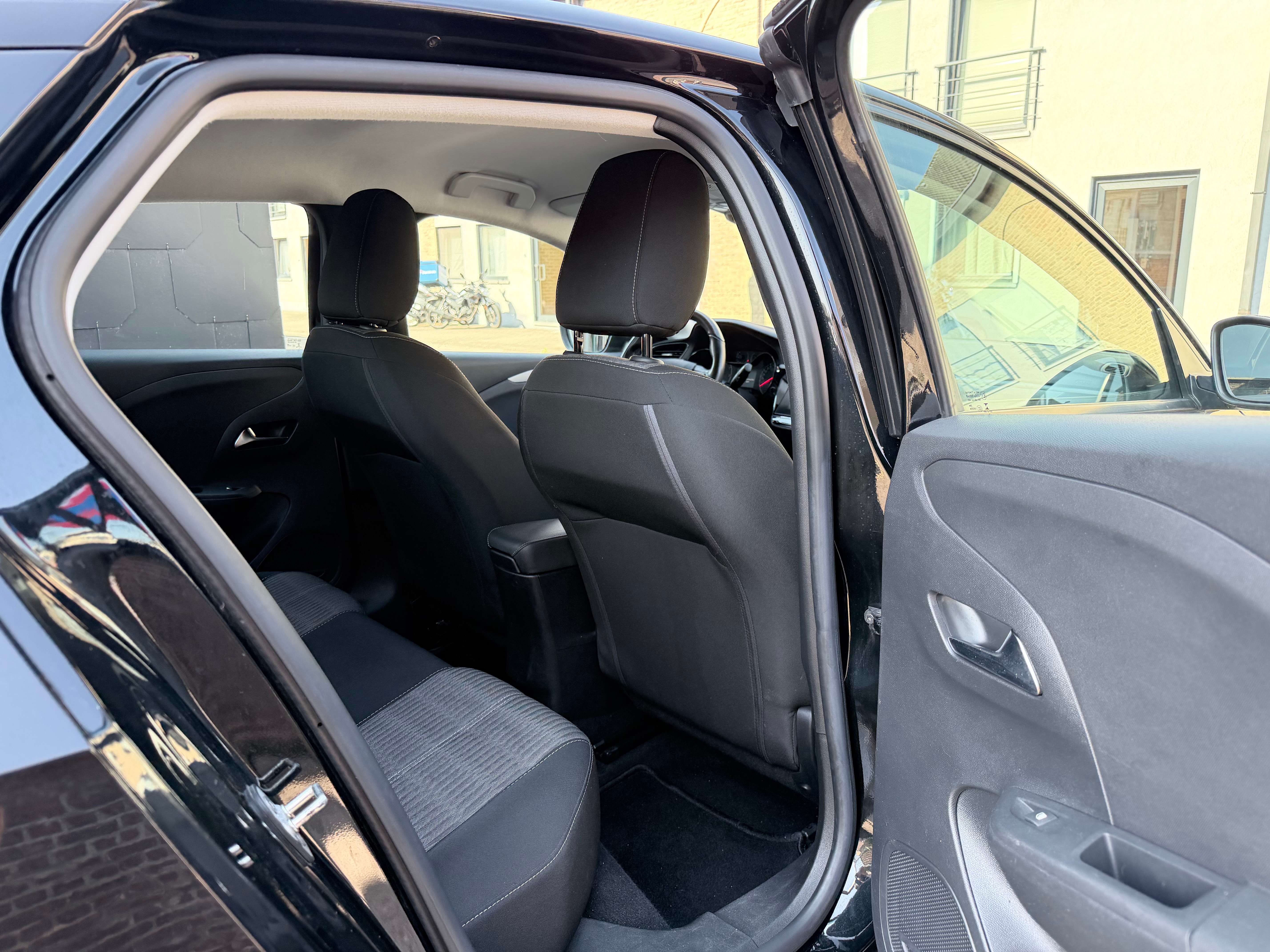 Opel Corsa 1.2 Turbo | AIRCO | NAVI | ZETELVERWARMING | CRUISE | CARPLAY