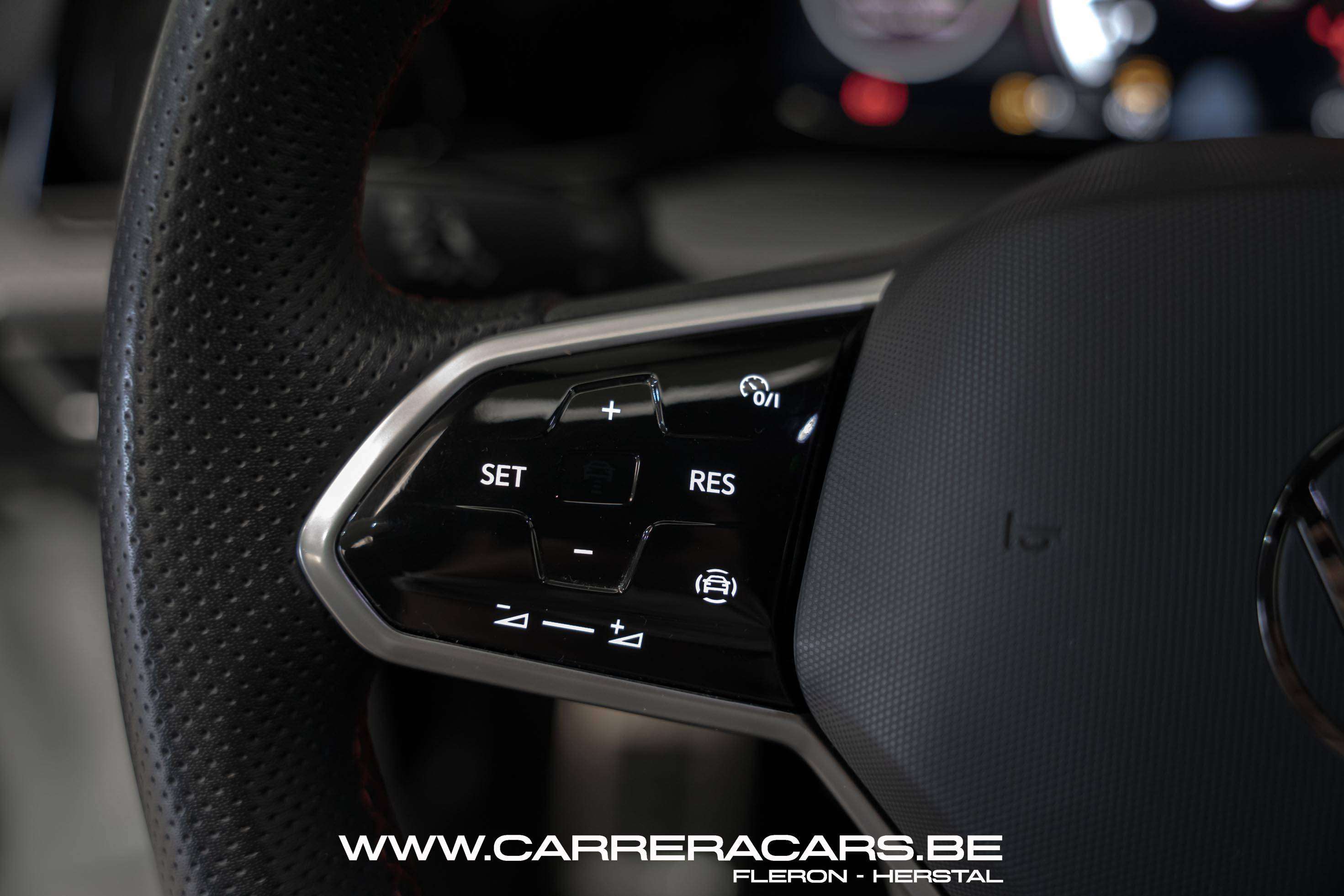 Volkswagen Golf GTI VIII 2.0 TSI*|NEW*NAVI*MANUELLE*KEYLESS*CARPLAY*WINTER PACK*CRUISE ADAPTATIF*3000KM*CLARK PLAID*GARANTIE 2ANS*|