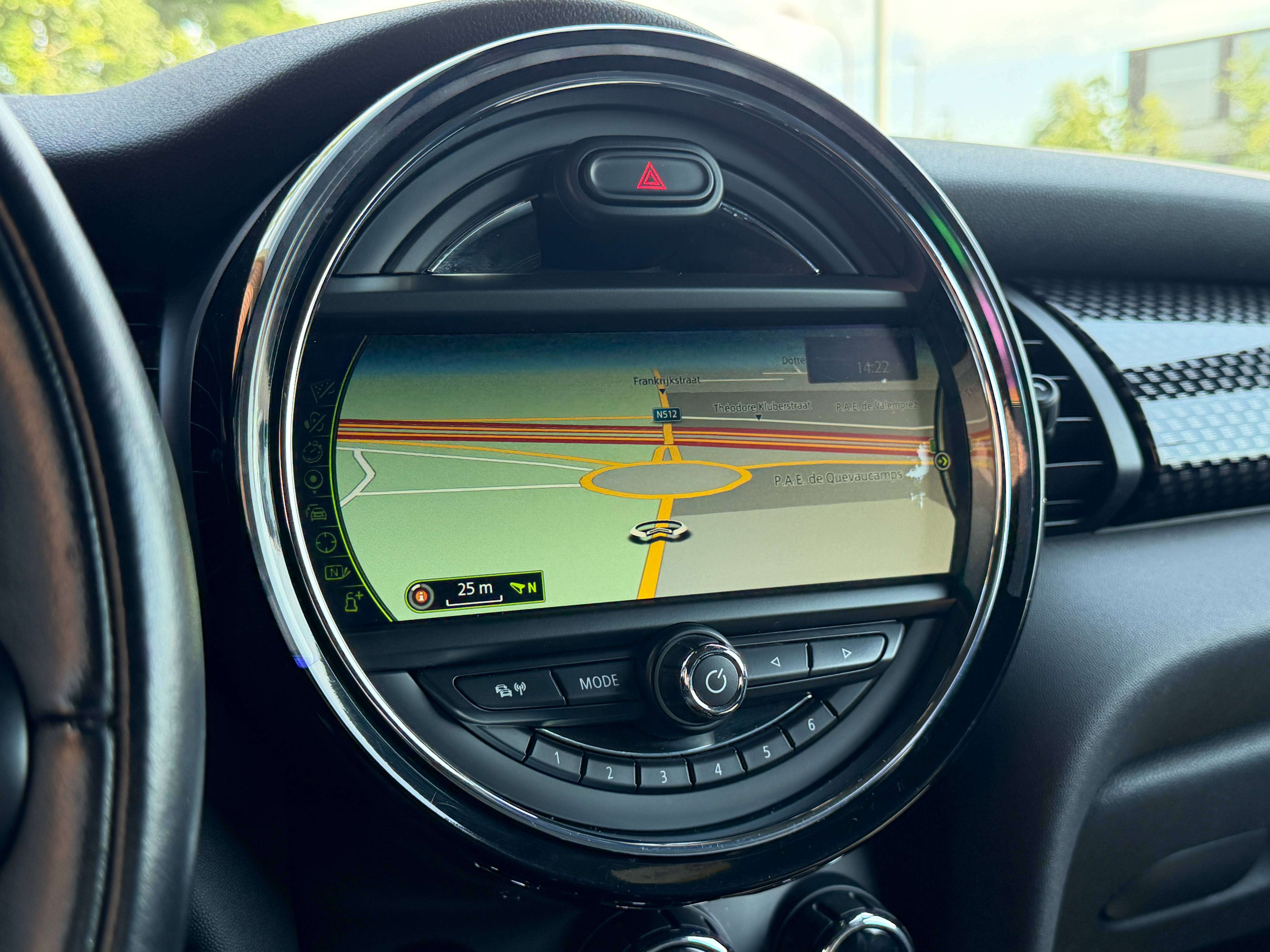 MINI Cooper S LED - GPS - Clim auto - Boite méca - Cruise control