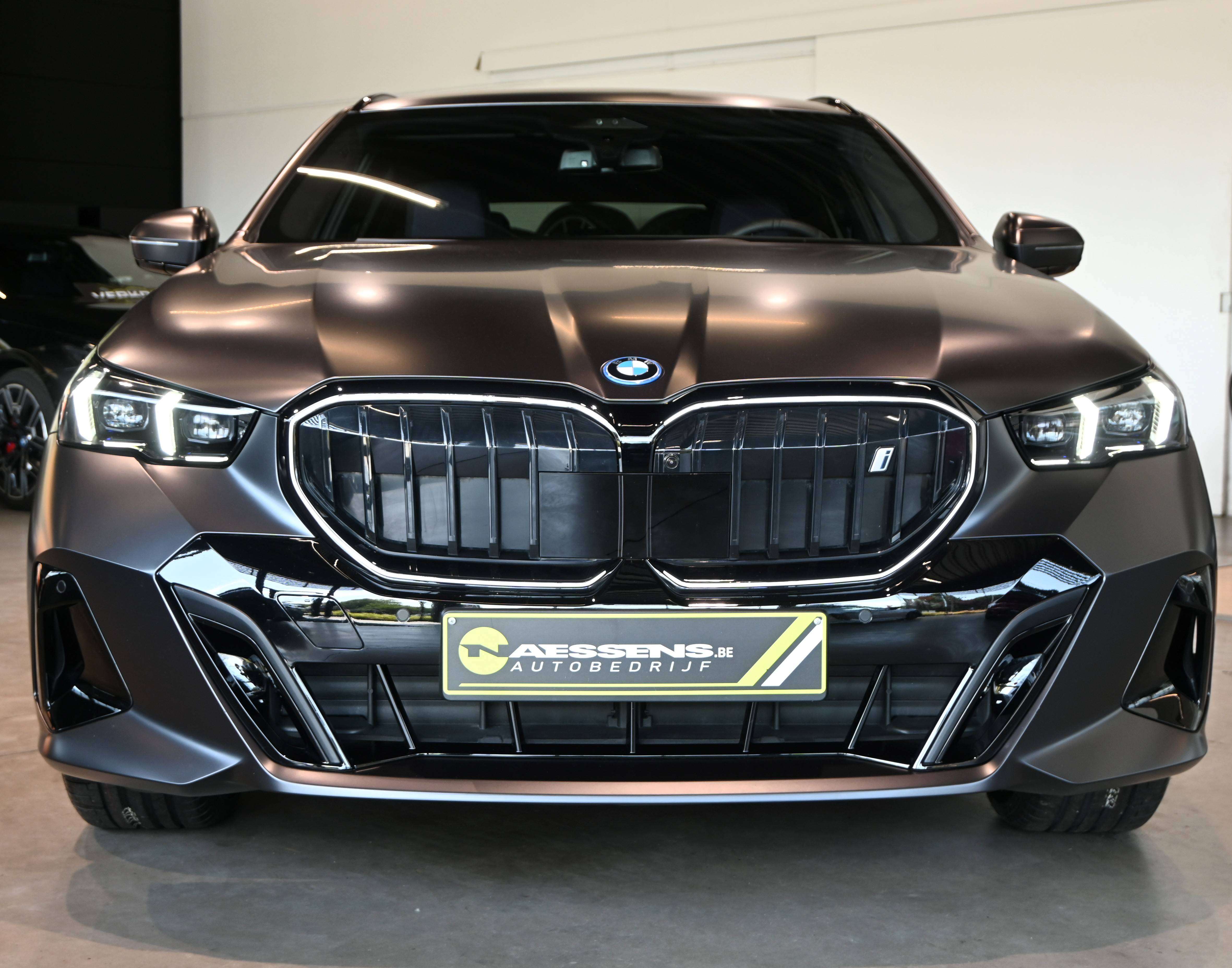 BMW i5 Touring xDrive40 M Sport **LED/LEDER/360°CAM/H&K/DAB/CARPLAY/CC**